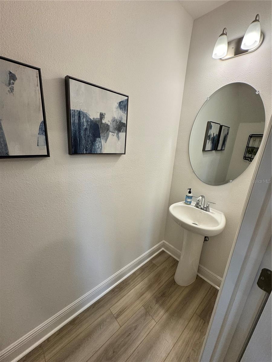 Image 5 of 11 For 32081 Pond Apple Bend