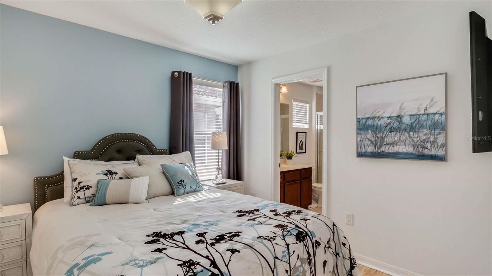 Image 10 of 24 For 430 Las Fuentes Drive