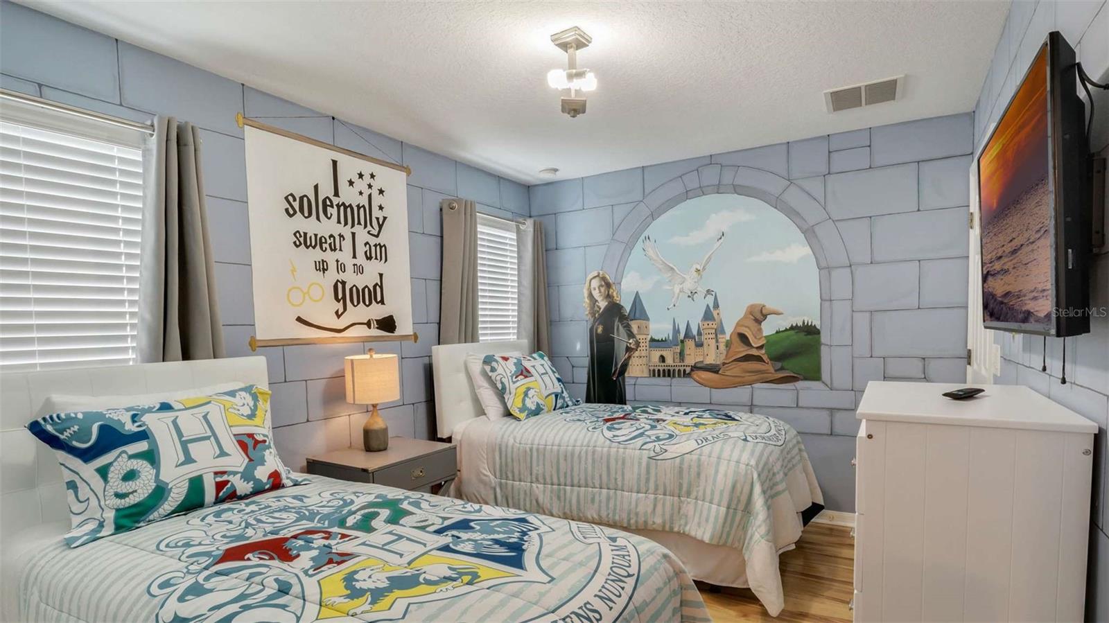 Image 8 of 24 For 430 Las Fuentes Drive