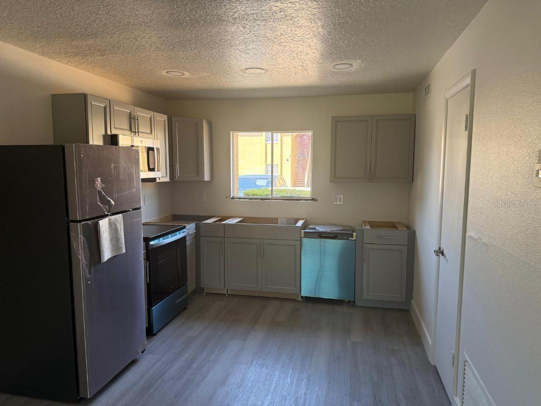 Image 9 of 14 For 1000 Lake Of The Woods Boulevard 103g