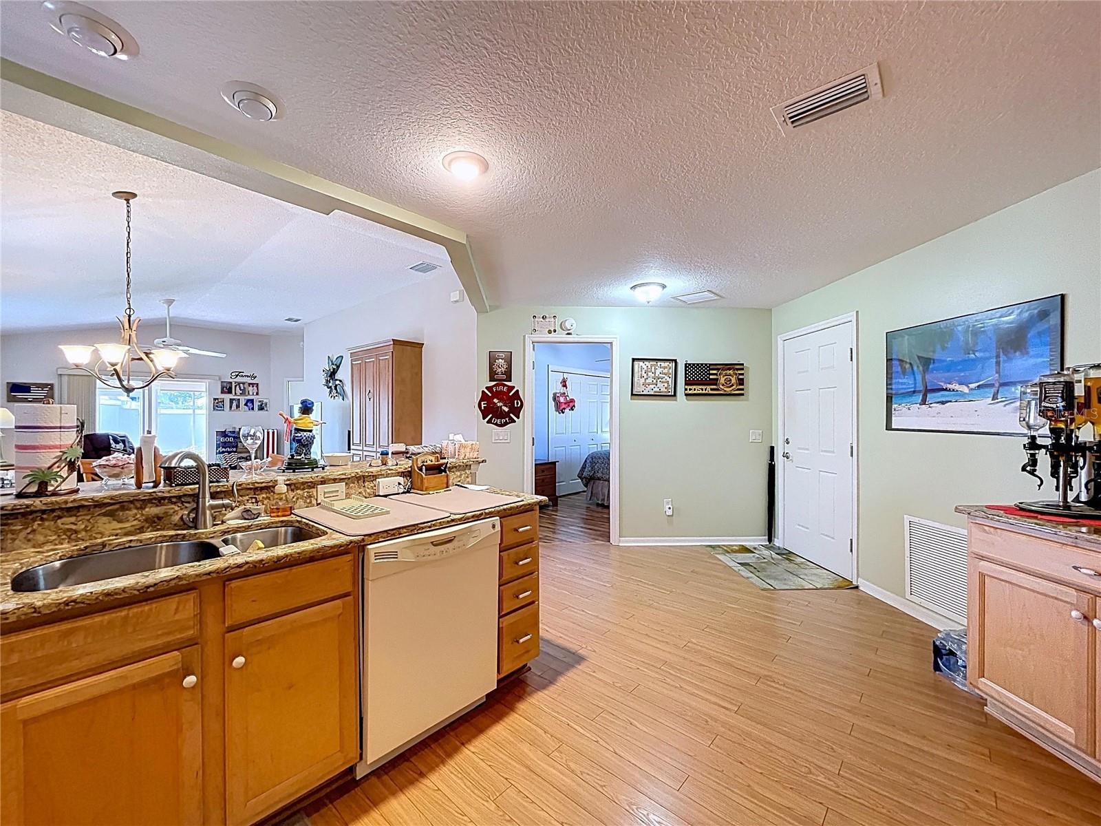 Image 10 of 74 For 388 Bradley Terrace