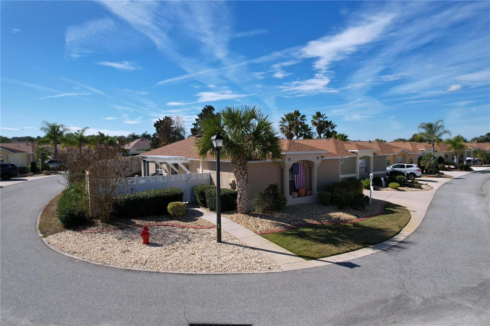 Image 4 of 74 For 388 Bradley Terrace