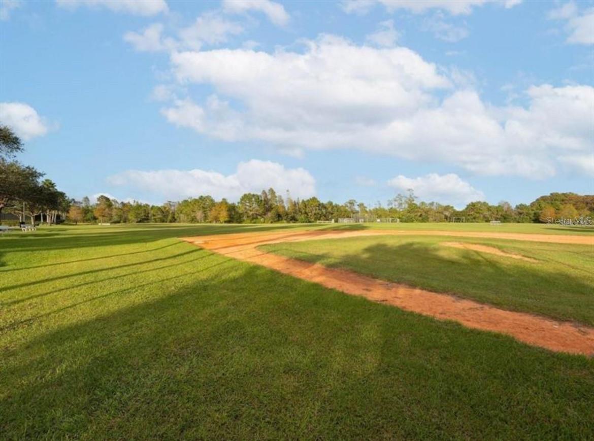 Image 14 of 18 For 13025a Michael Callin Alley