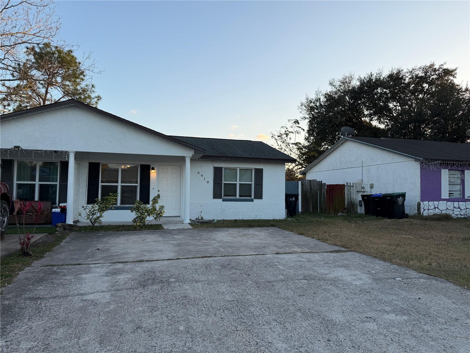 Image 2 of 12 For 6918 Edgefield Lane 2