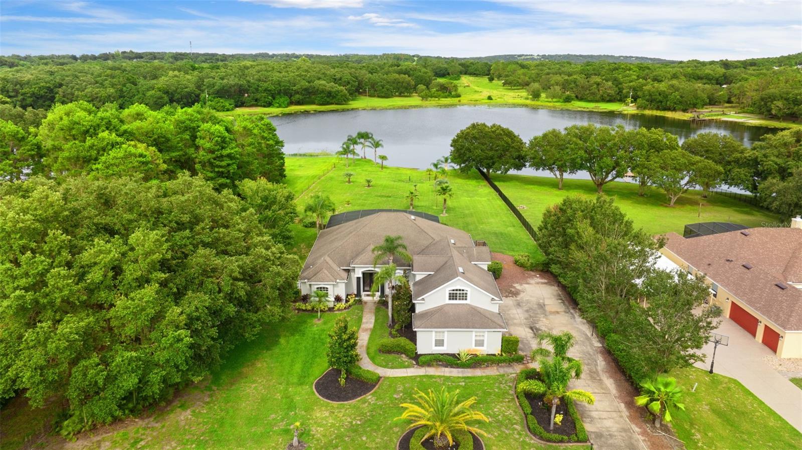 Details for 10701 Dark Water Court, CLERMONT, FL 34715