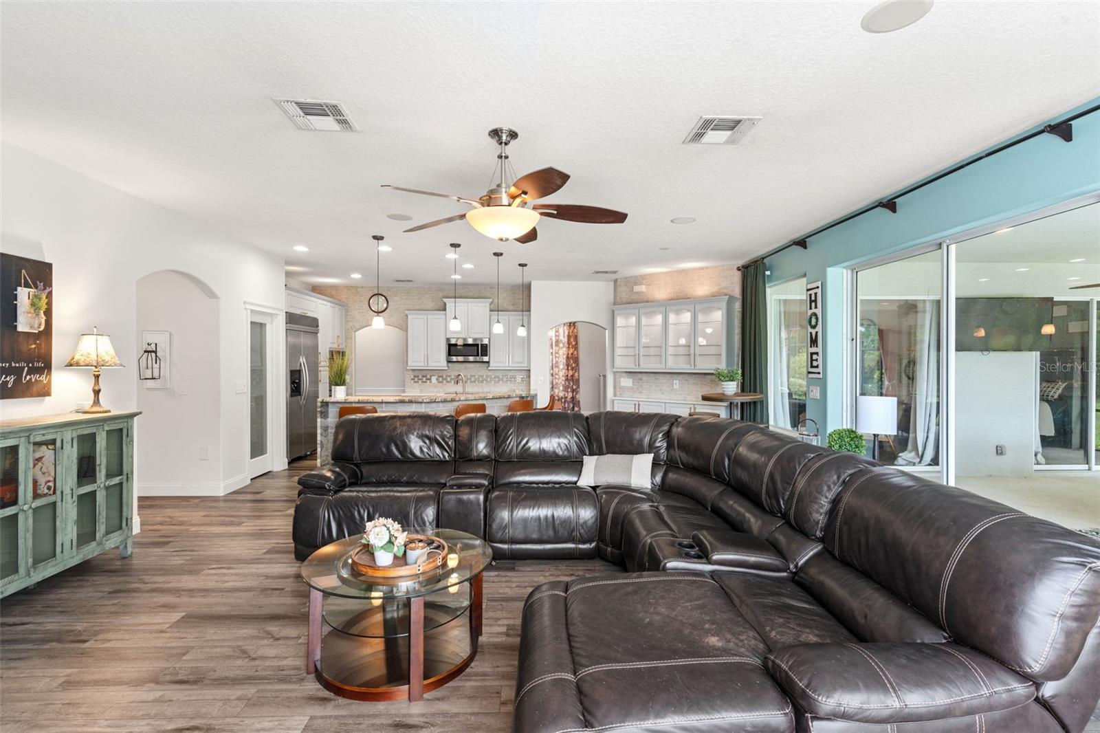 Image 13 of 45 For 10701 Dark Water Court