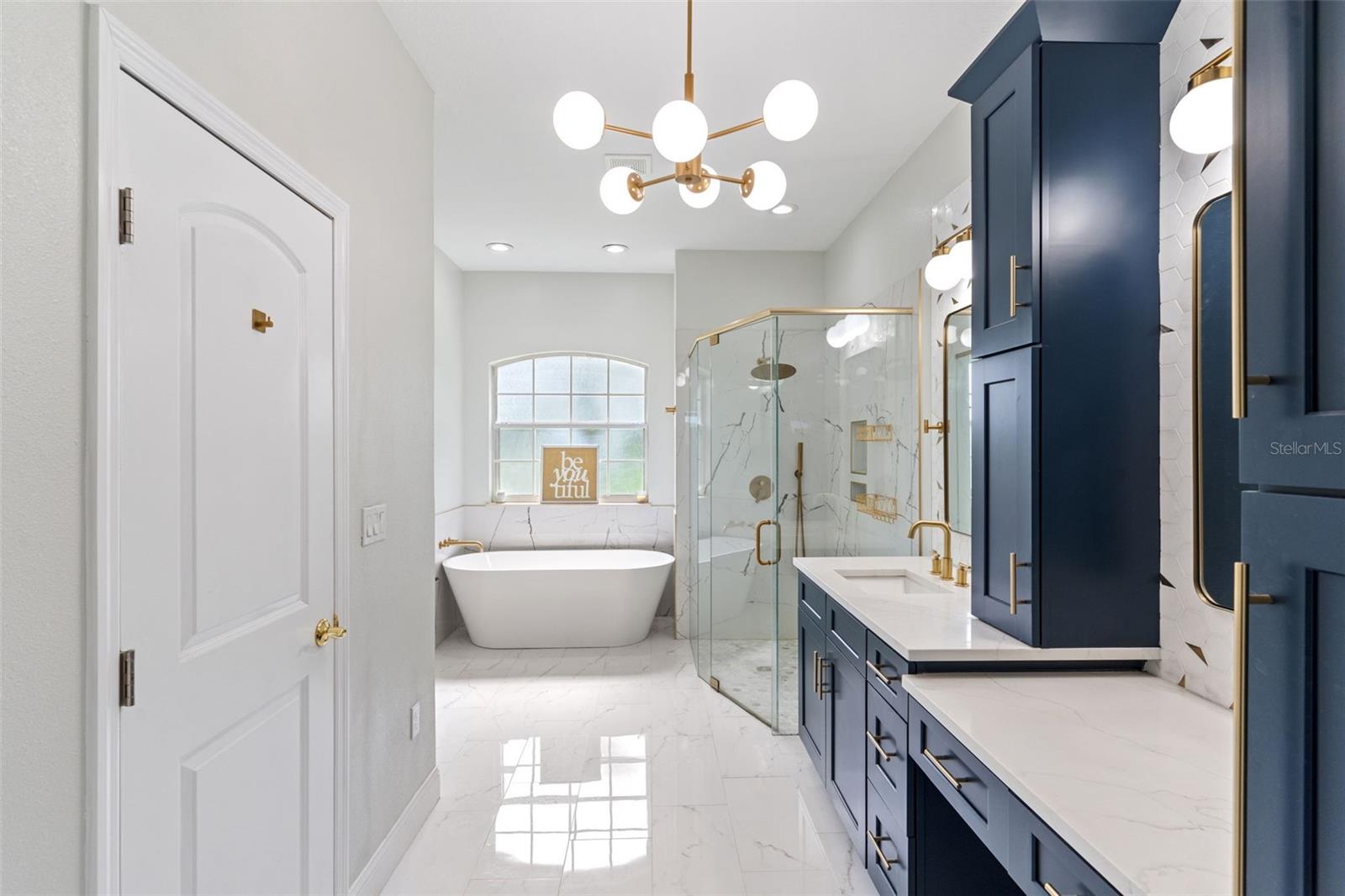 Image 18 of 45 For 10701 Dark Water Court