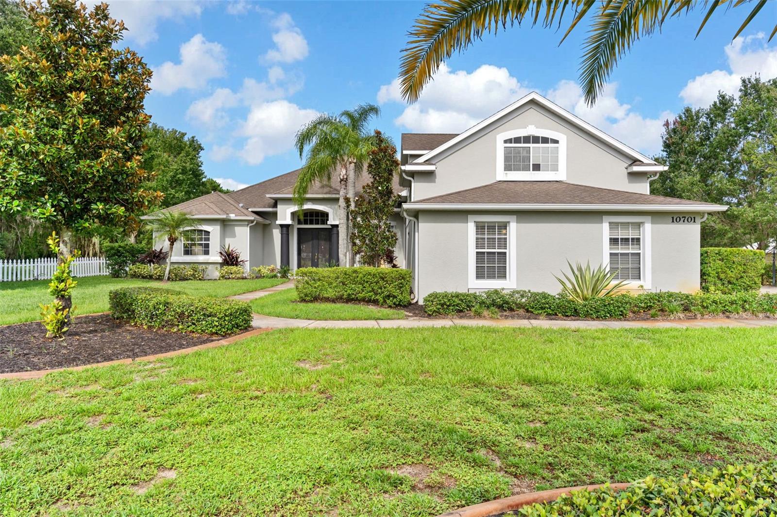 Image 5 of 45 For 10701 Dark Water Court