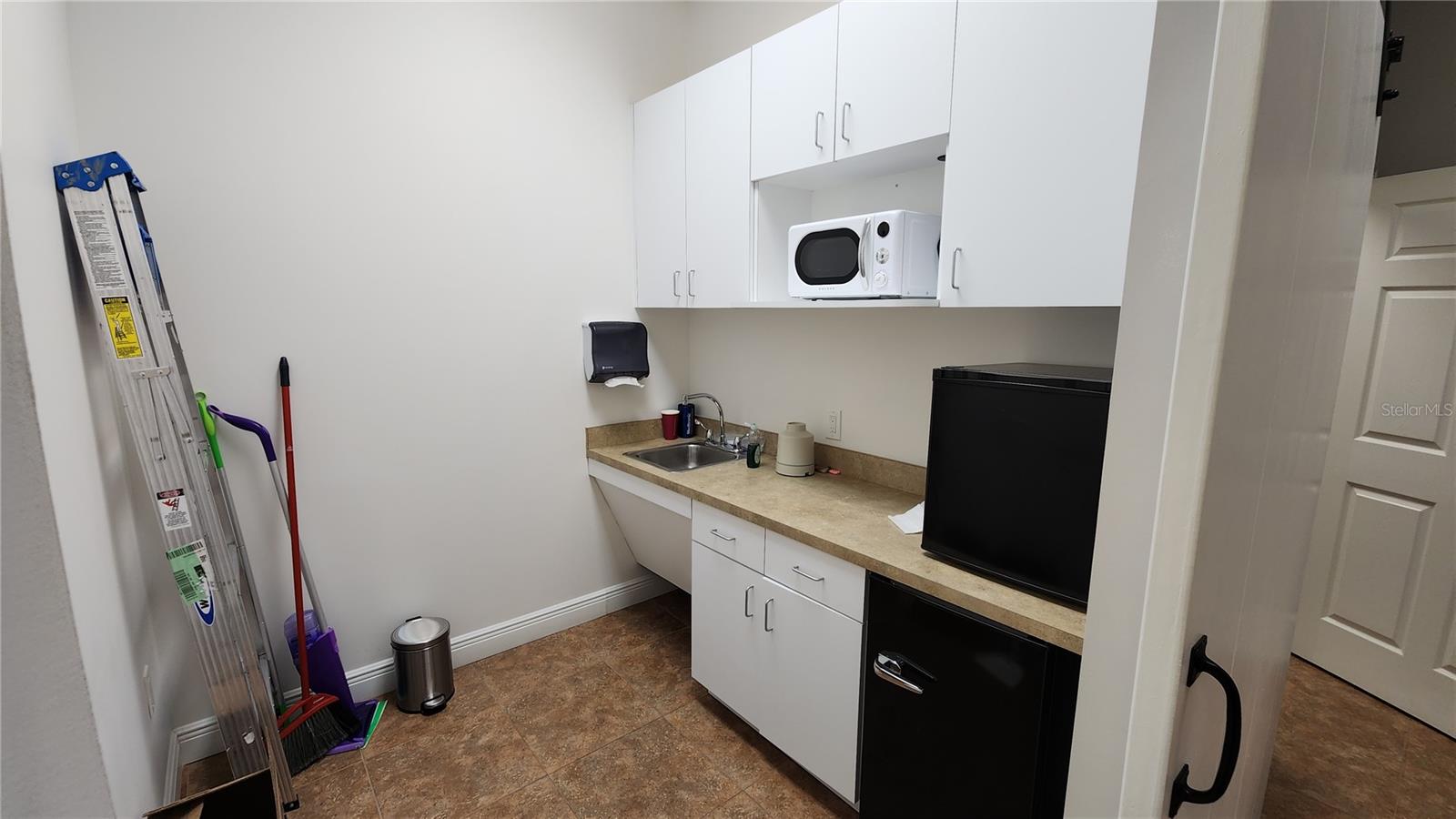 Image 18 of 19 For 3256 Lake Mary Boulevard 1110