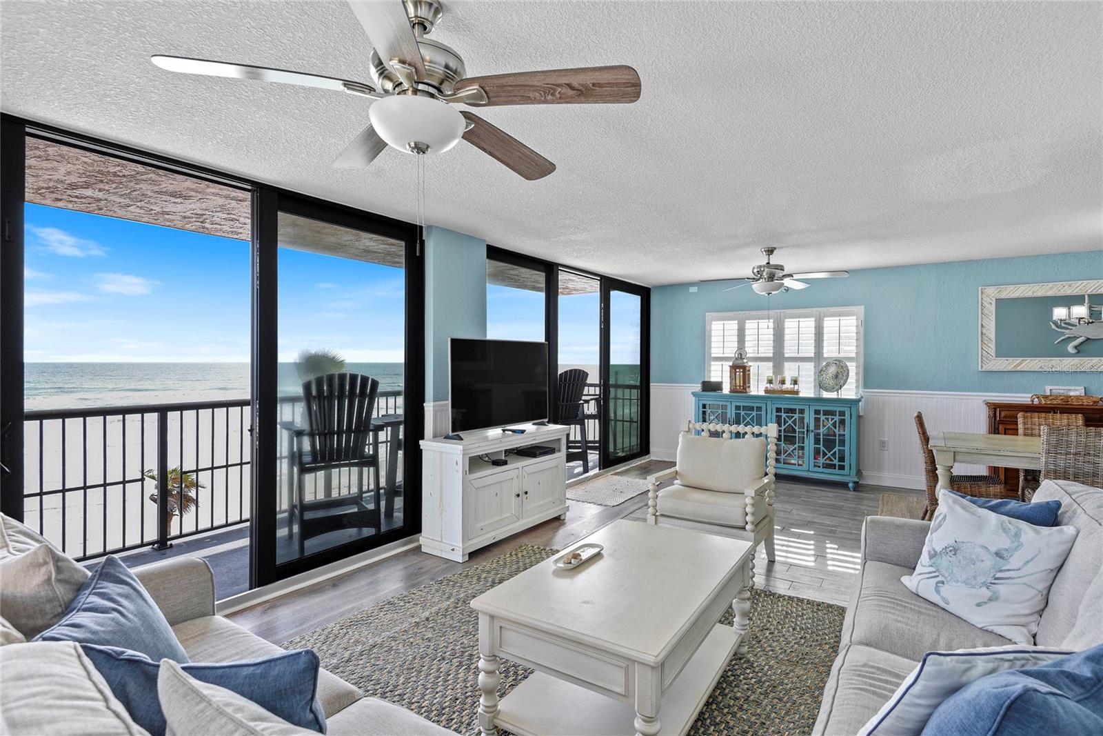 Image 12 of 40 For 4141 Atlantic Avenue 309