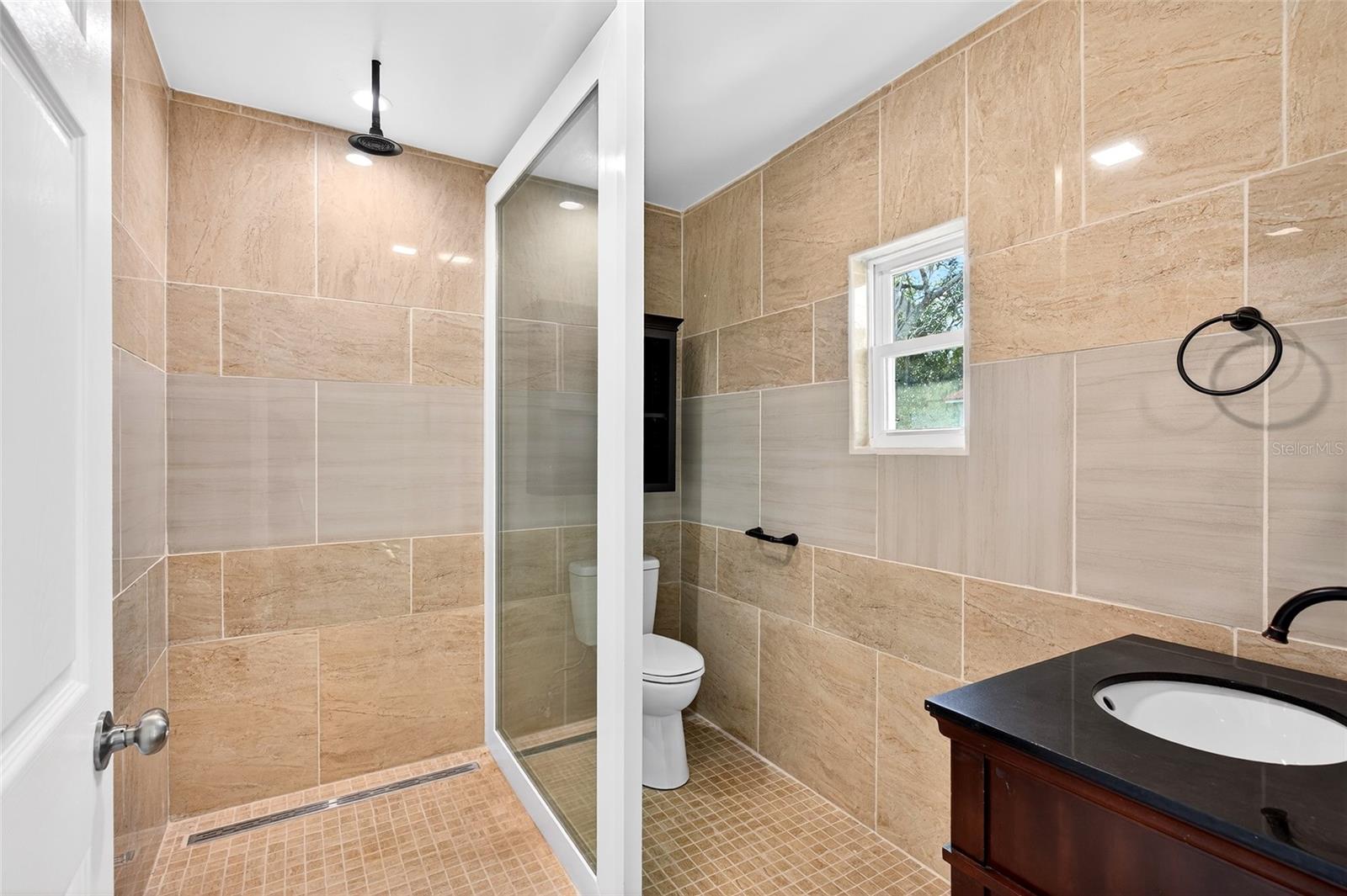 Image 11 of 30 For 1110 Fort King Street