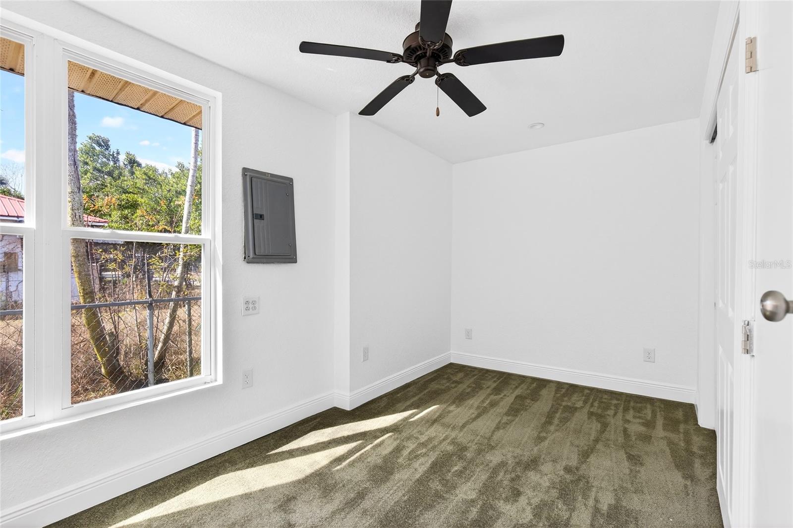 Image 8 of 30 For 1110 Fort King Street