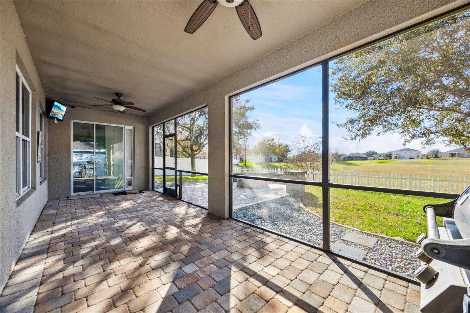 Image 25 of 57 For 964 Galway Boulevard