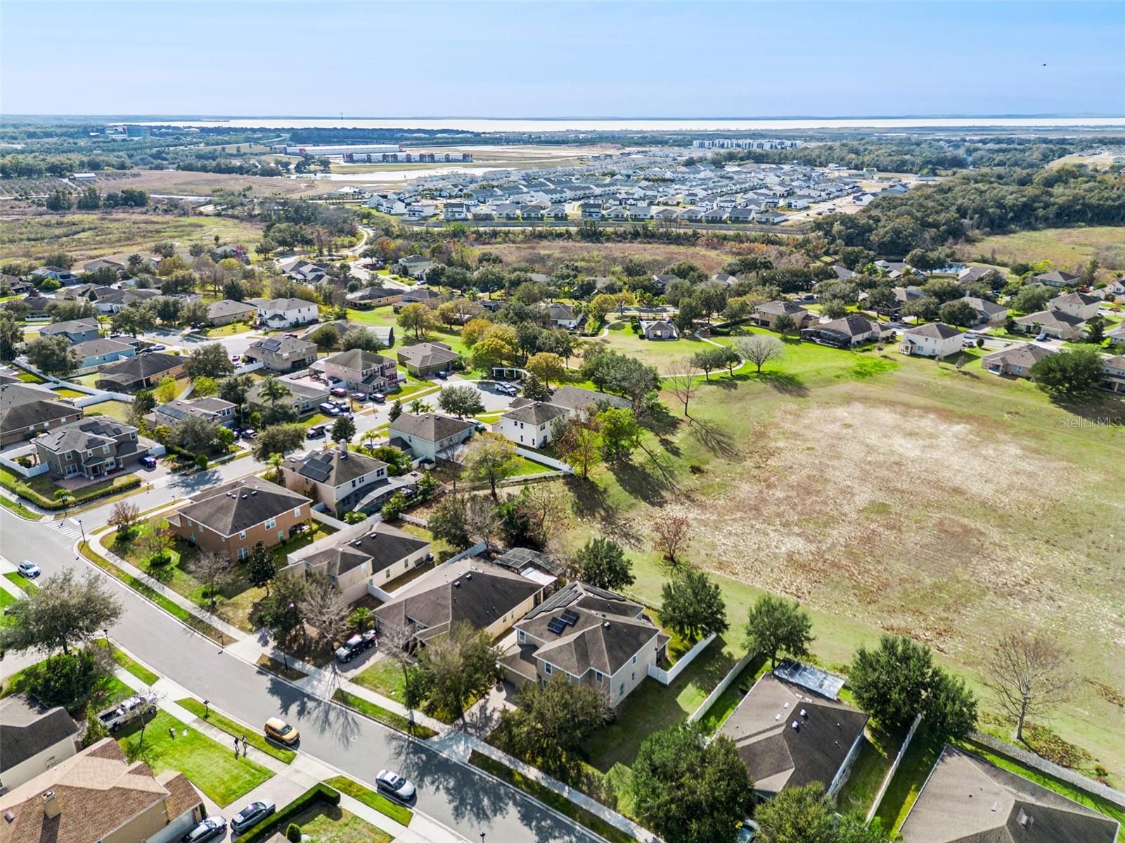 Image 33 of 57 For 964 Galway Boulevard