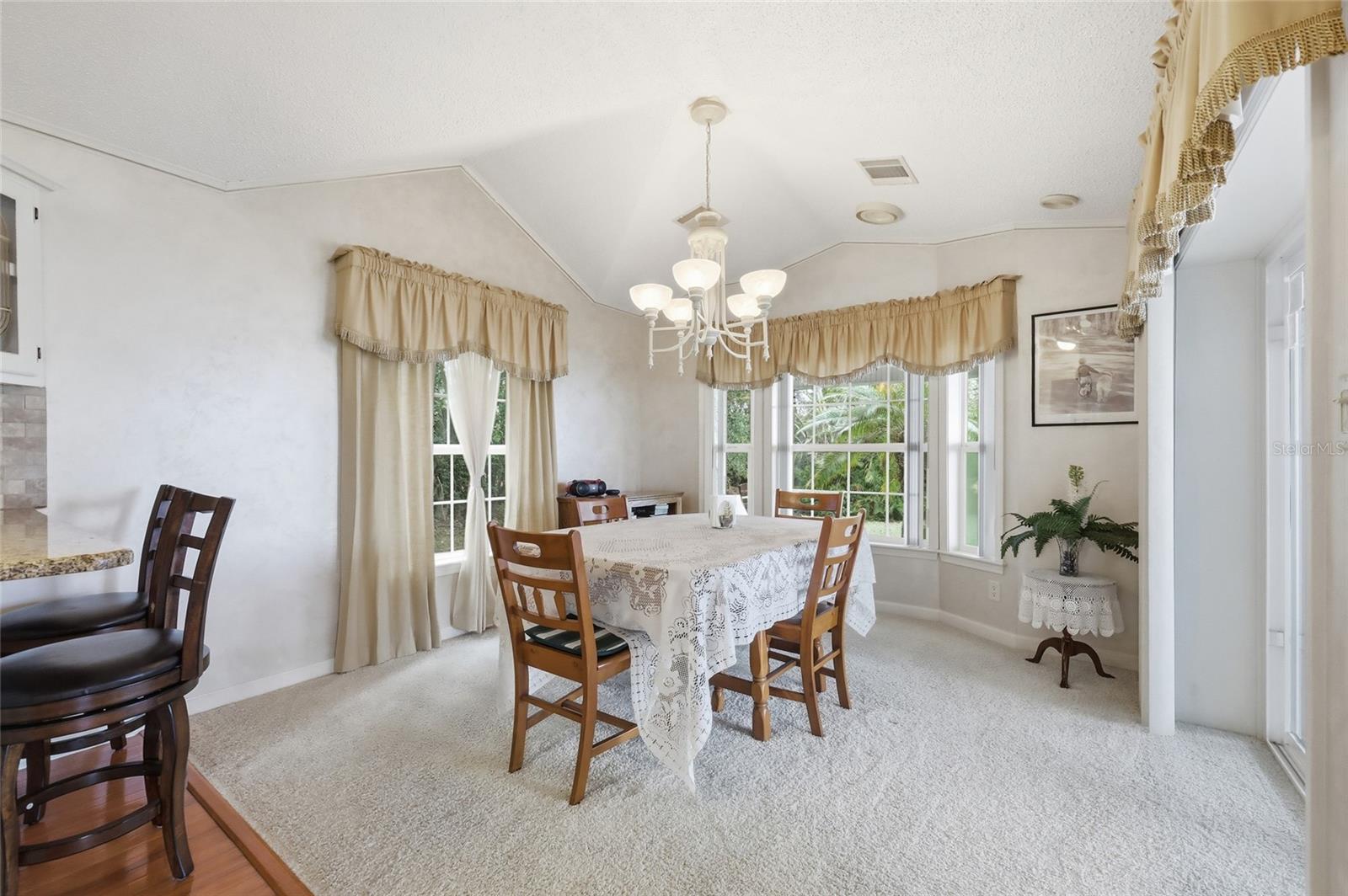 Image 21 of 34 For 7210 Windsong Drive