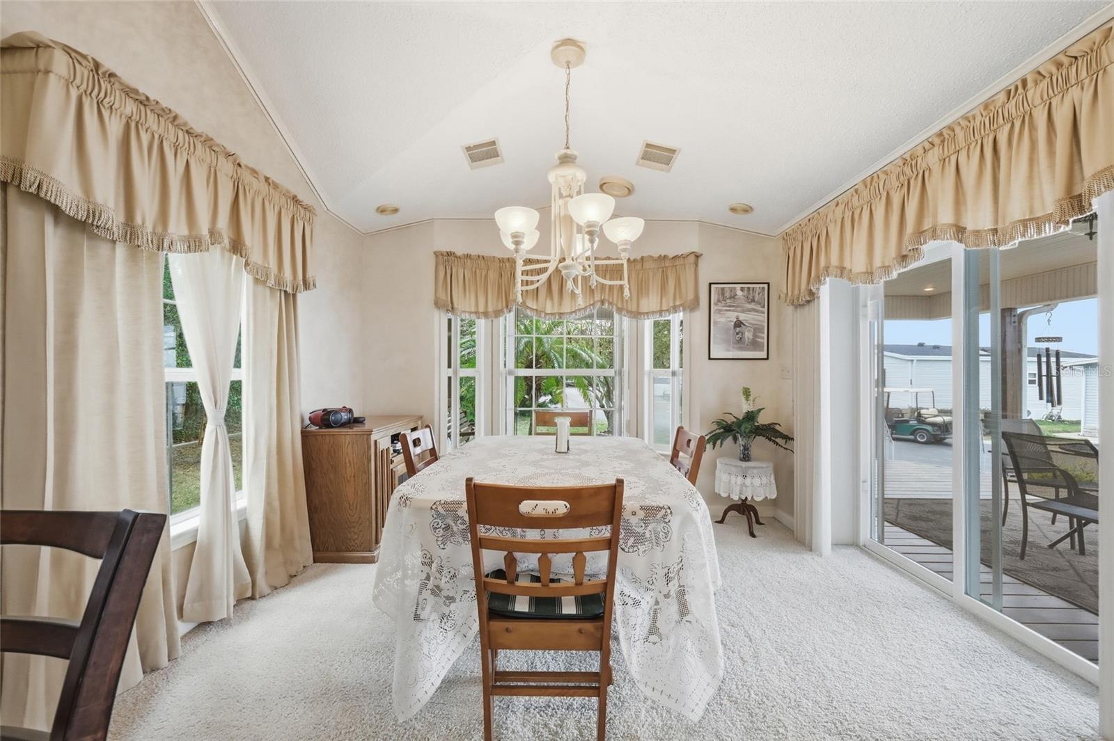 Image 22 of 34 For 7210 Windsong Drive