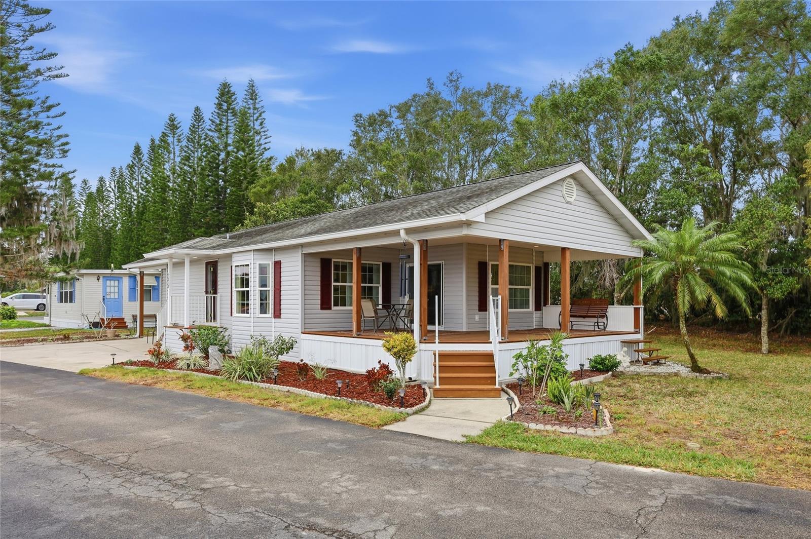 Image 3 of 34 For 7210 Windsong Drive