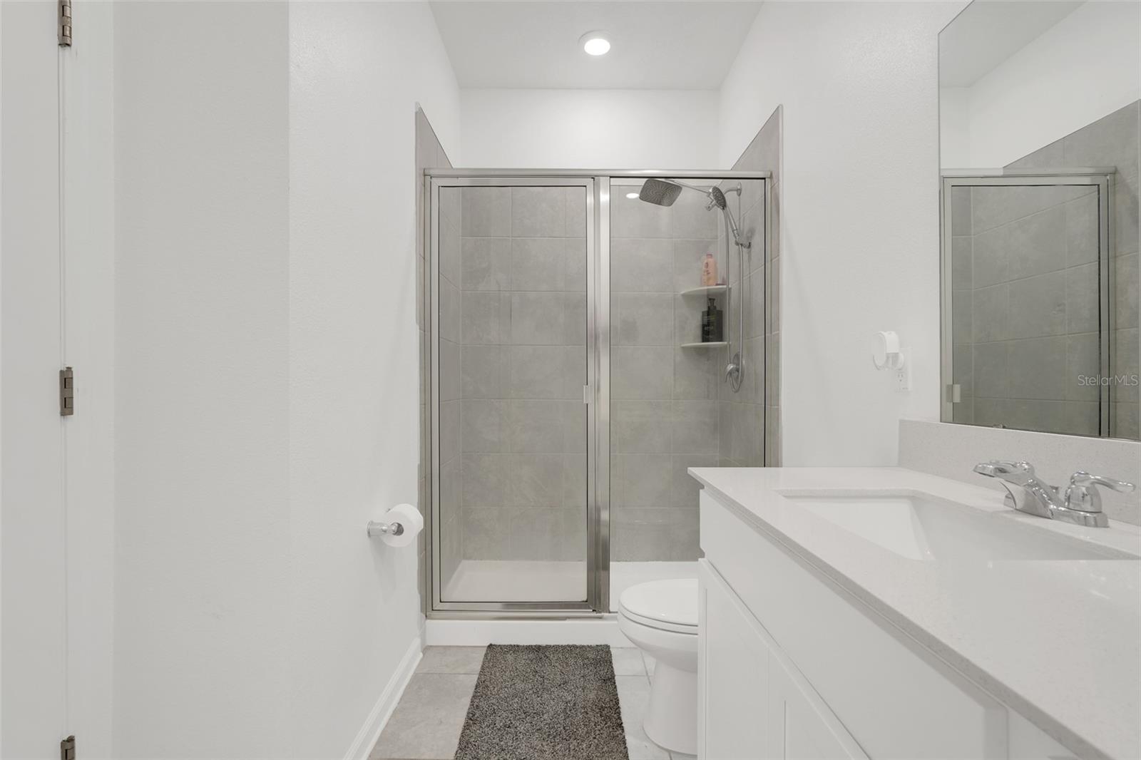 Image 23 of 33 For 1052 Holden Way