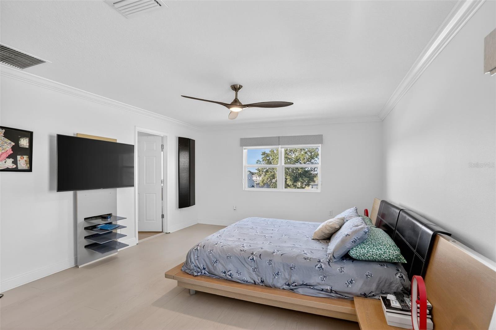 Image 28 of 58 For 4830 Gilded Jewel Drive