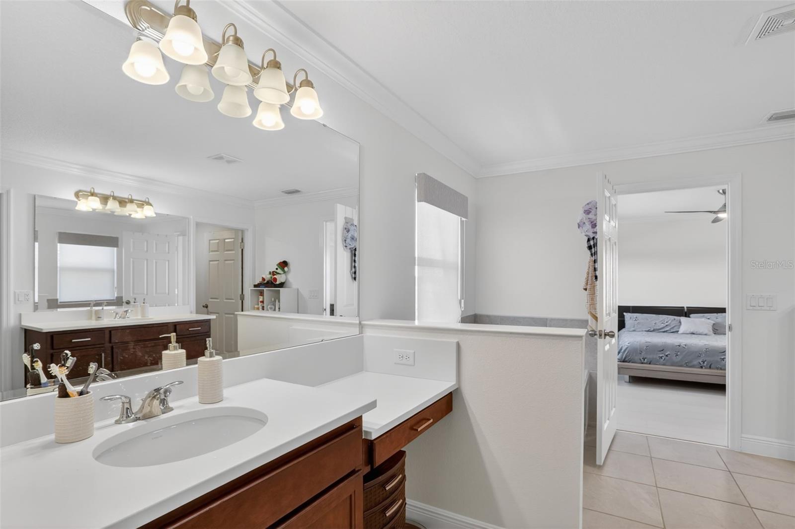 Image 32 of 58 For 4830 Gilded Jewel Drive