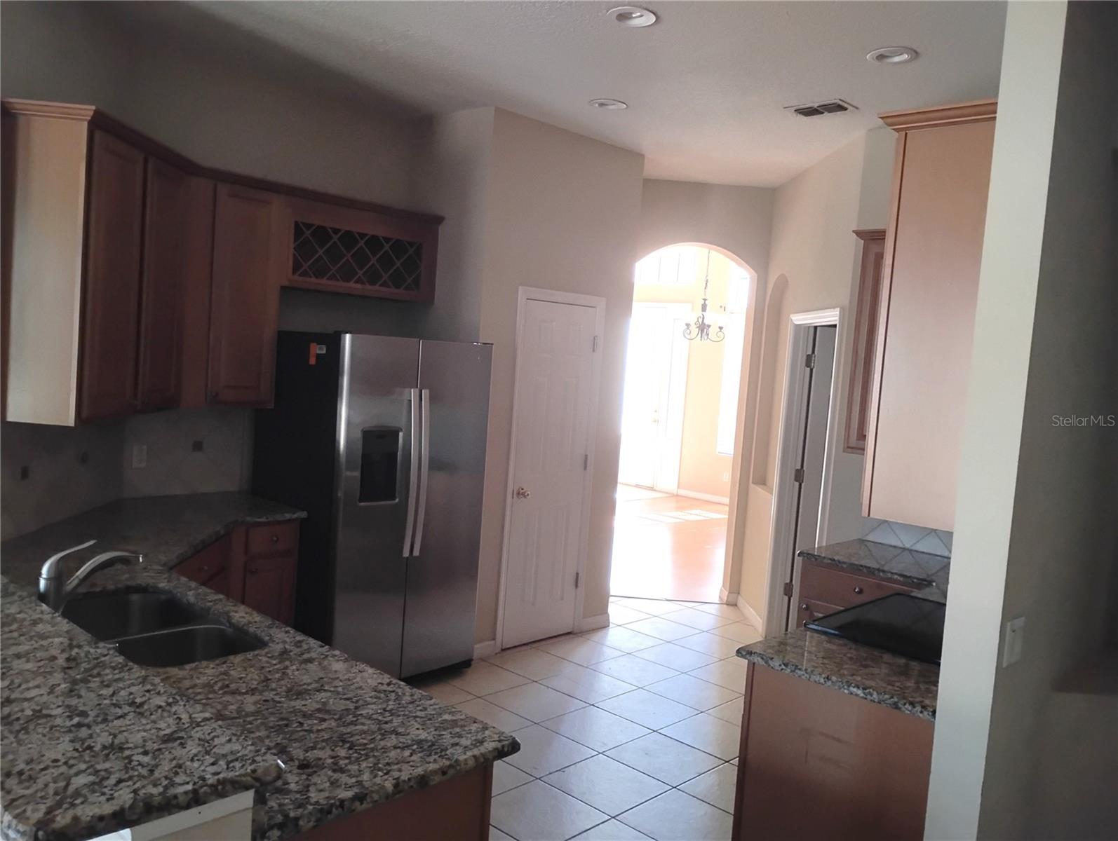 Image 8 of 25 For 626 Alexandria Place Drive