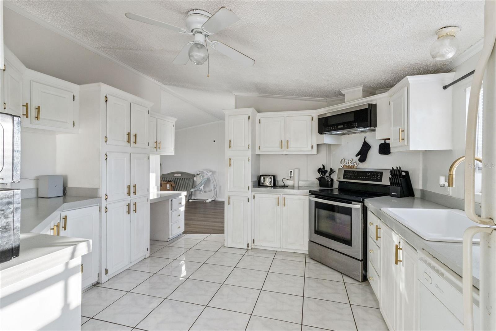 Image 14 of 41 For 1477 Alford Road