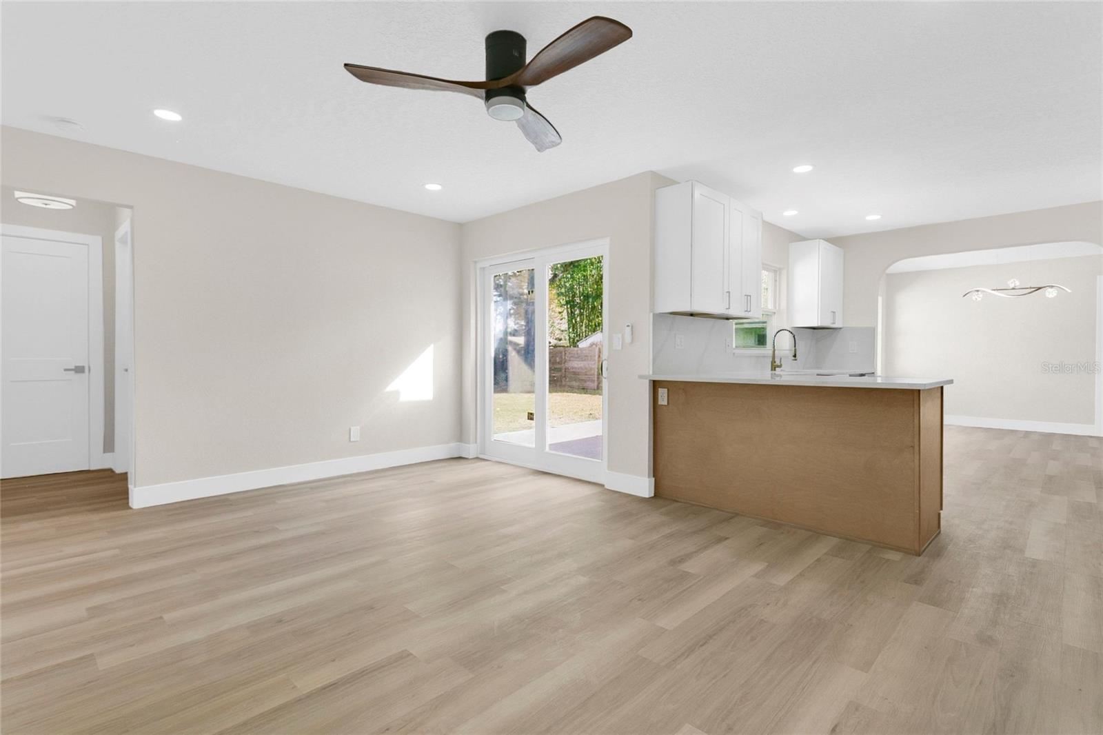 Image 12 of 34 For 330 Elkhorn Court