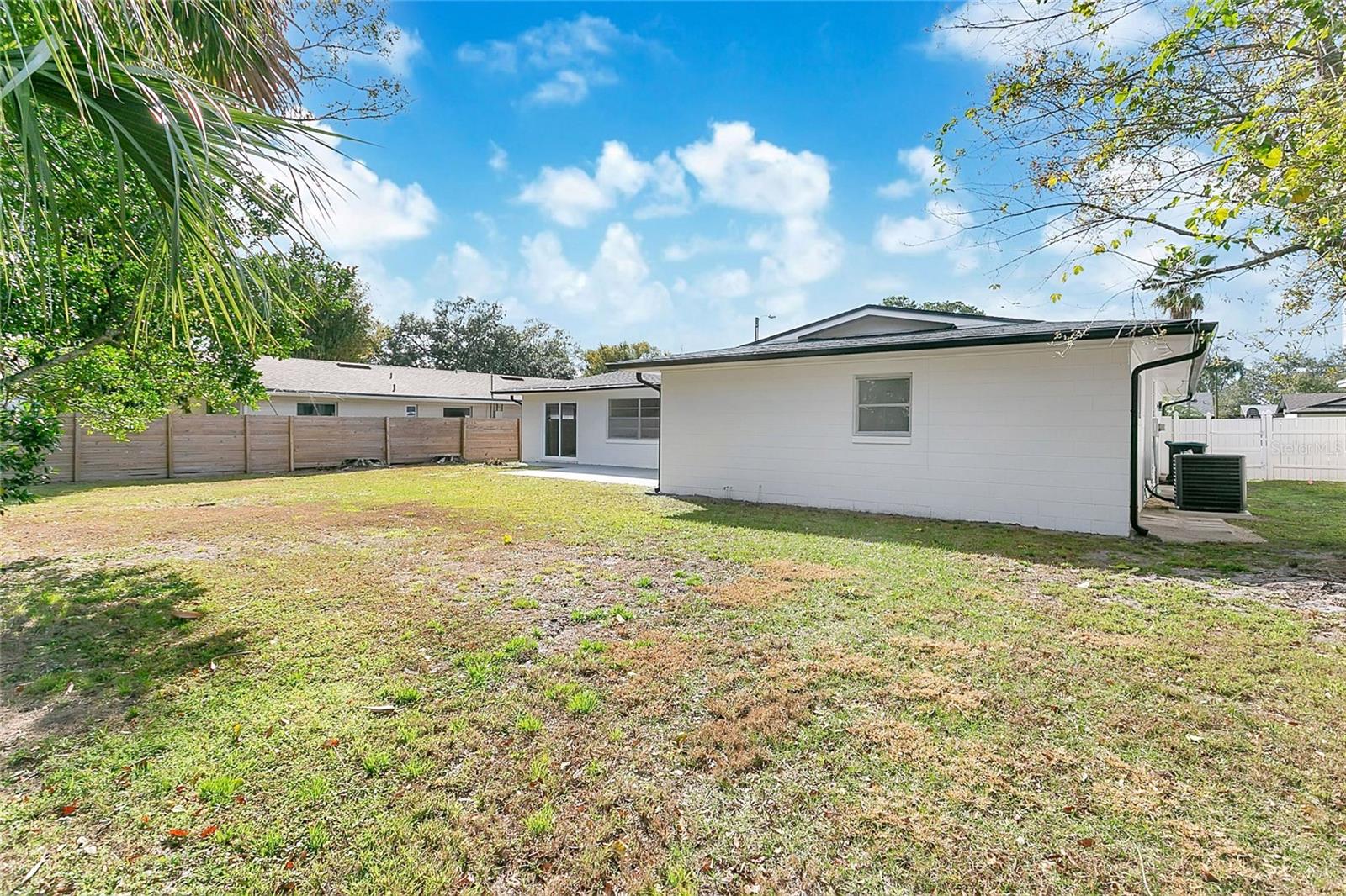 Image 26 of 34 For 330 Elkhorn Court