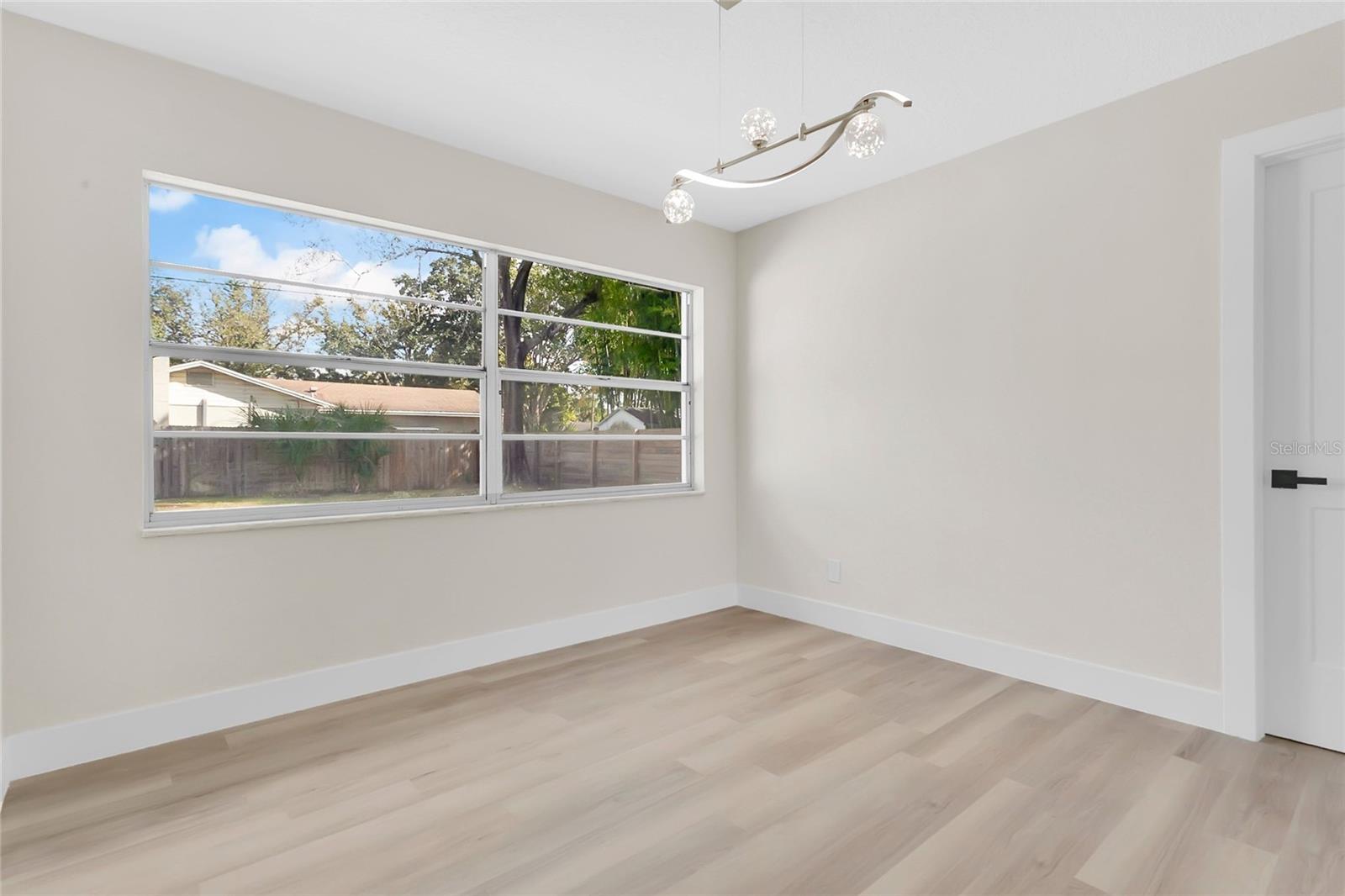 Image 6 of 34 For 330 Elkhorn Court