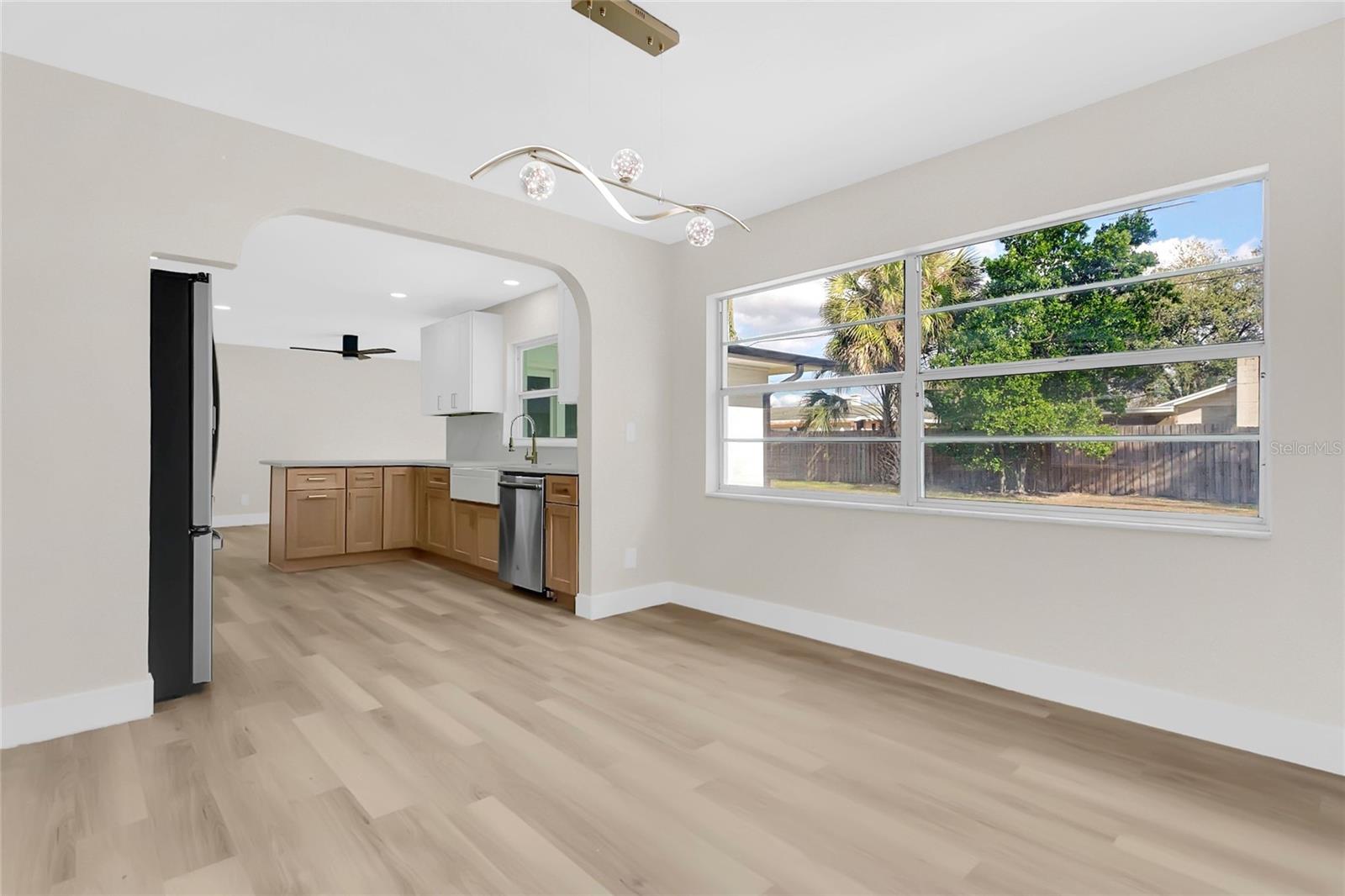 Image 7 of 34 For 330 Elkhorn Court