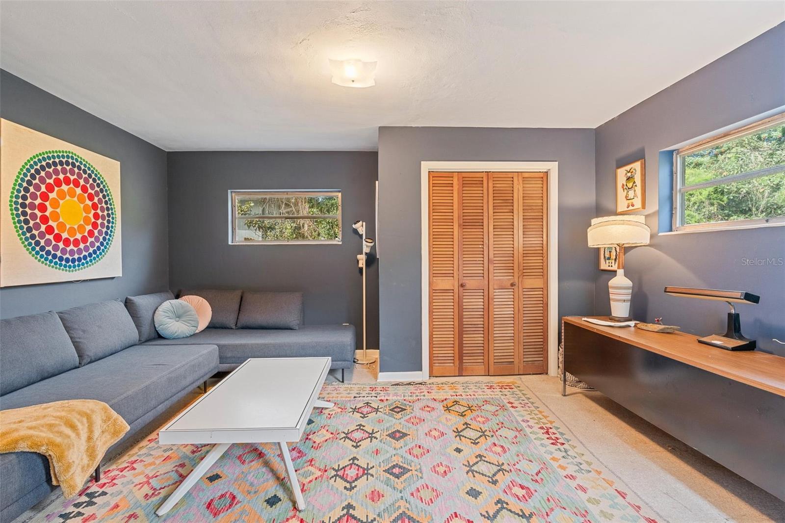 Image 21 of 33 For 1617 Campbell Avenue