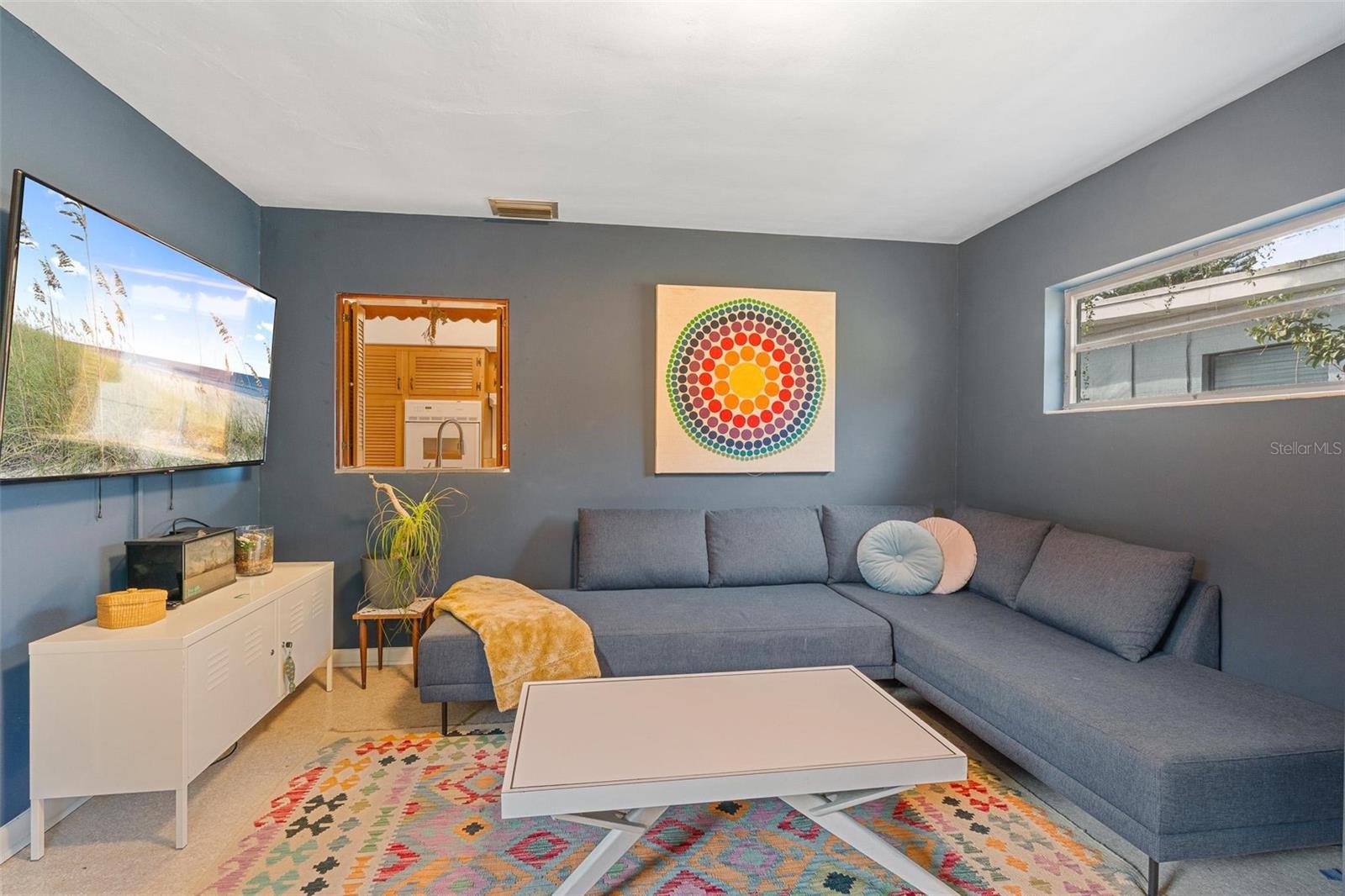 Image 22 of 33 For 1617 Campbell Avenue