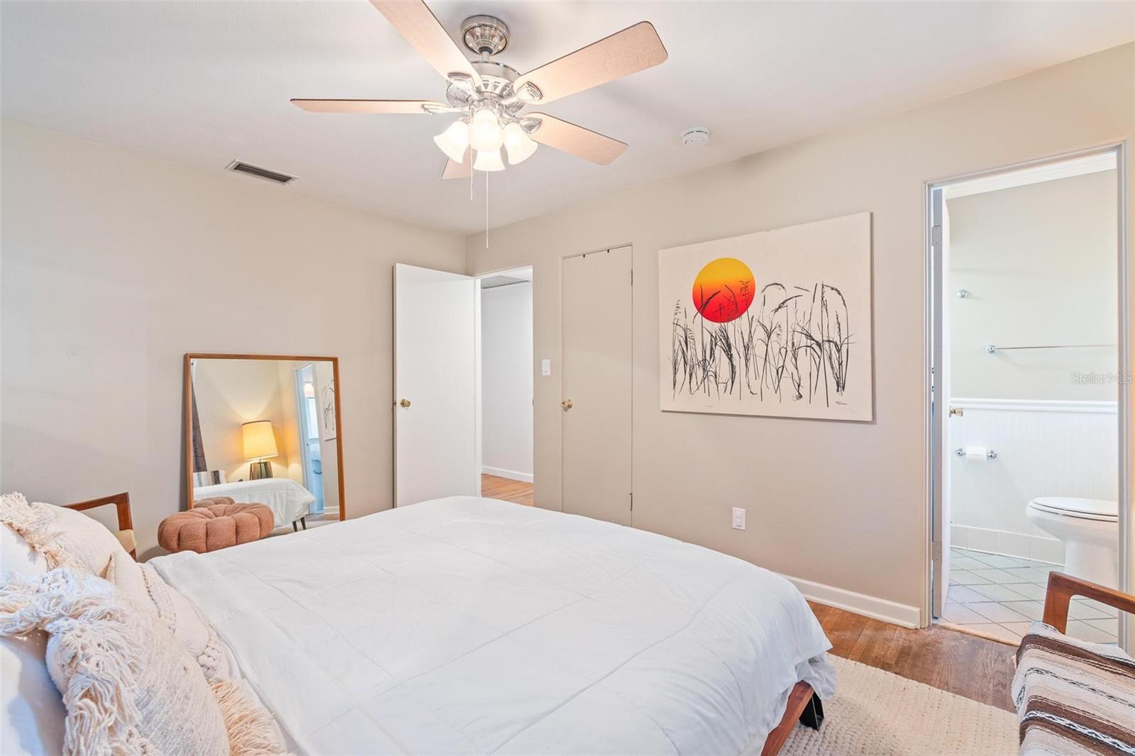 Image 9 of 33 For 1617 Campbell Avenue