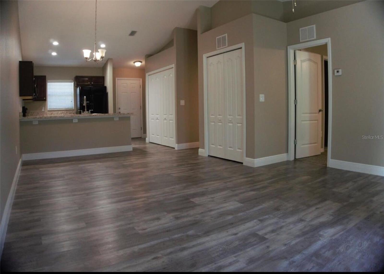 Image 4 of 17 For 9288 Mendoza Way