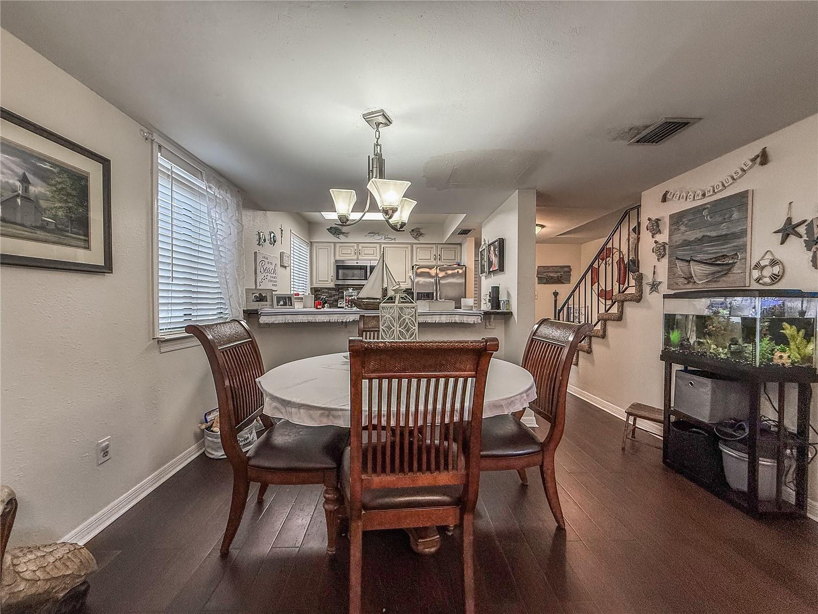 Image 10 of 42 For 1428 Oak Place G