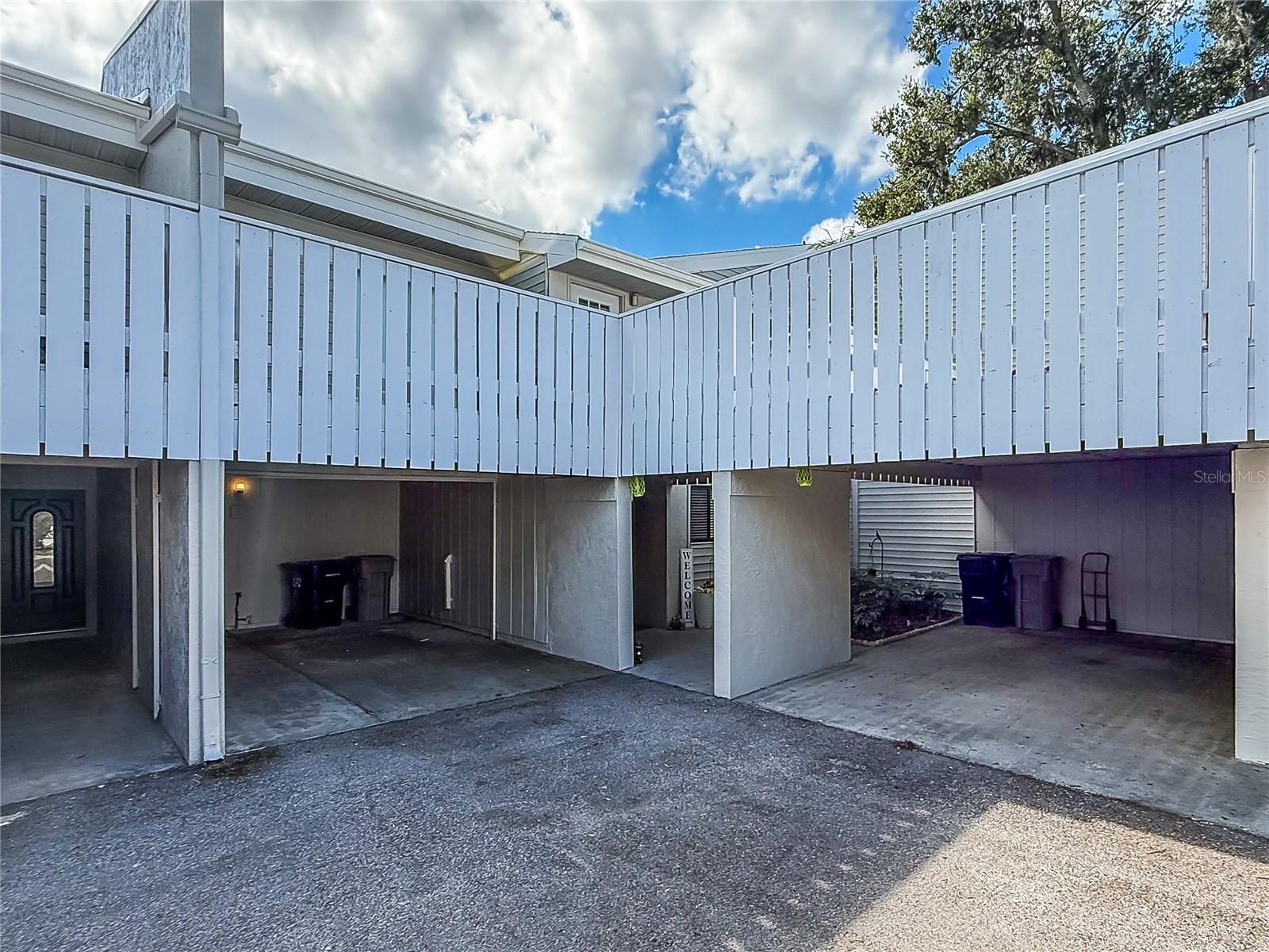 Image 2 of 42 For 1428 Oak Place G