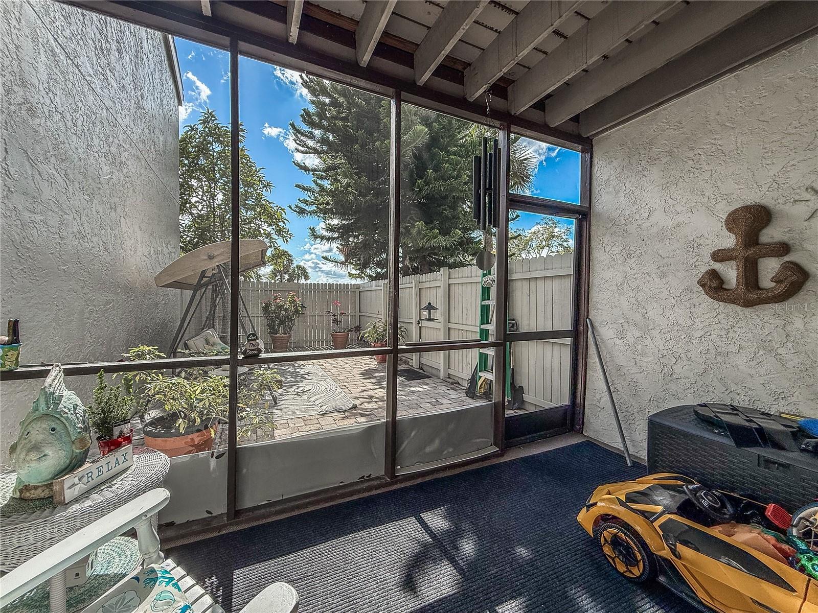 Image 28 of 42 For 1428 Oak Place G