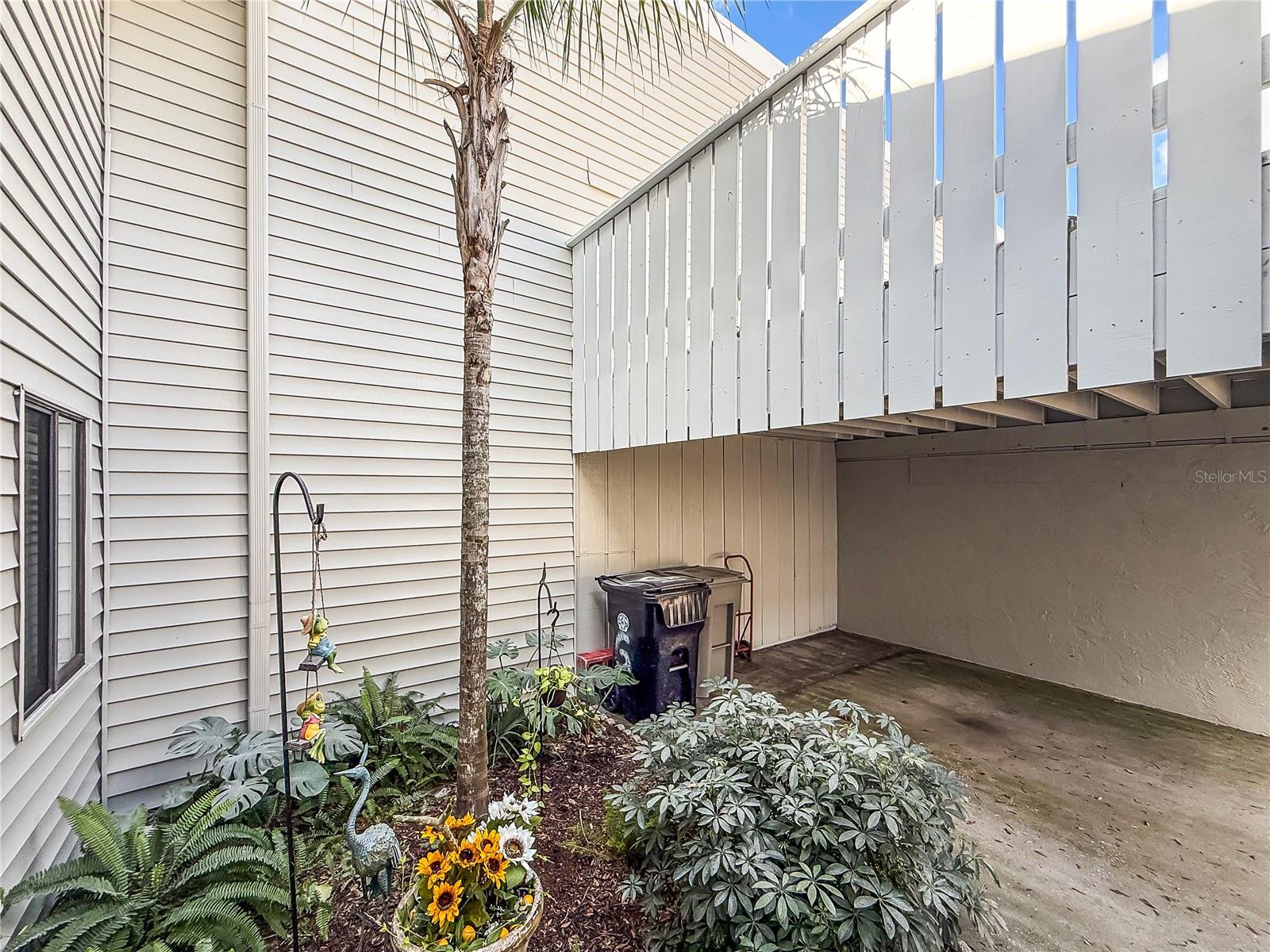 Image 39 of 42 For 1428 Oak Place G