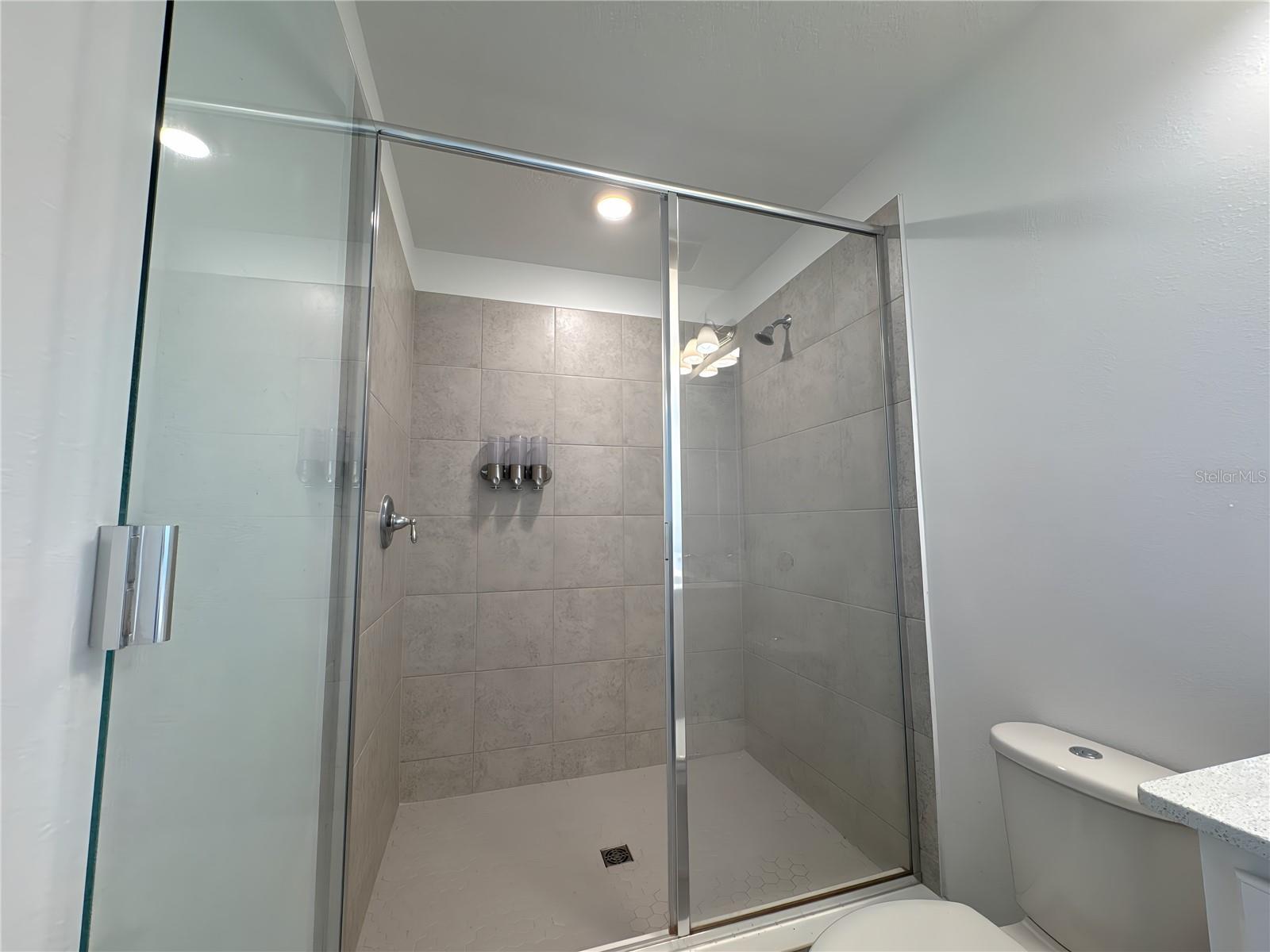 Image 11 of 37 For 2962 Voyager Avenue