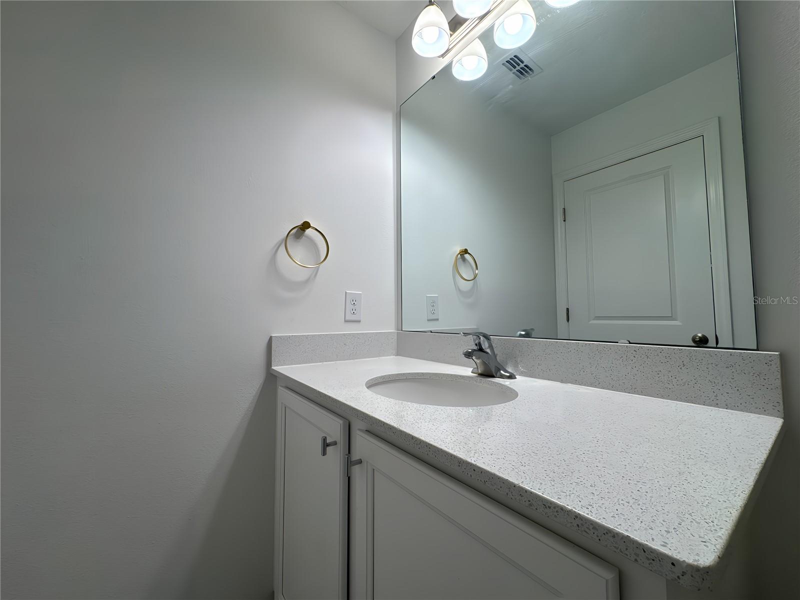 Image 18 of 37 For 2962 Voyager Avenue