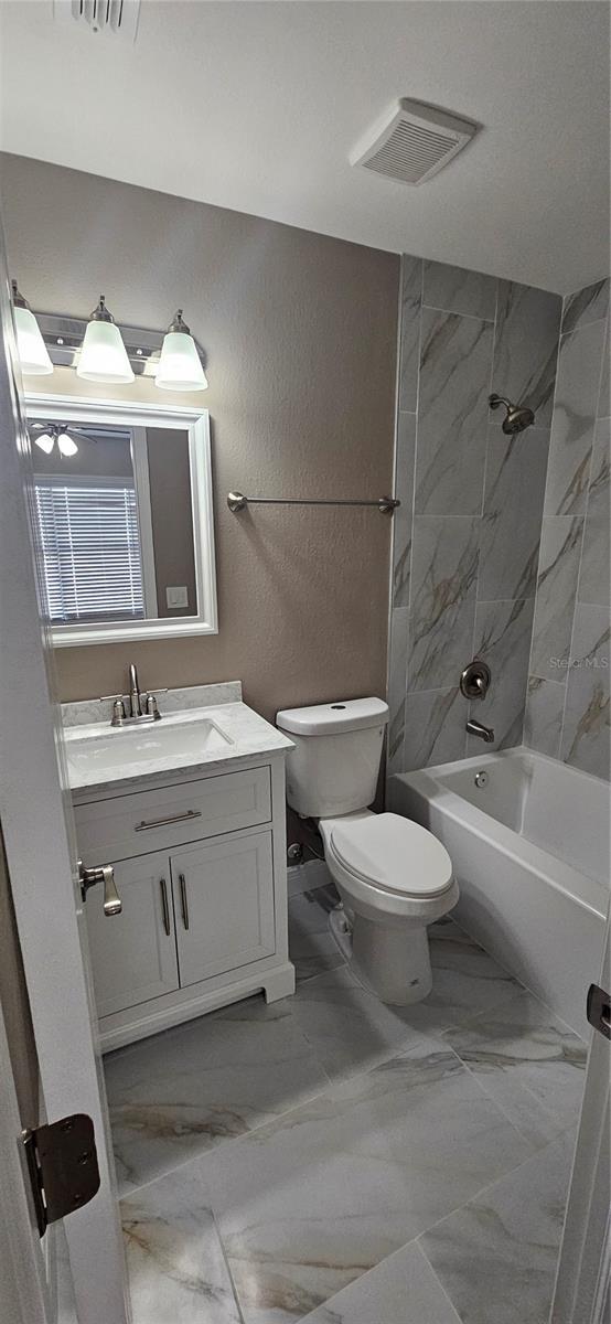 Image 10 of 21 For 606 Casa Park A Court