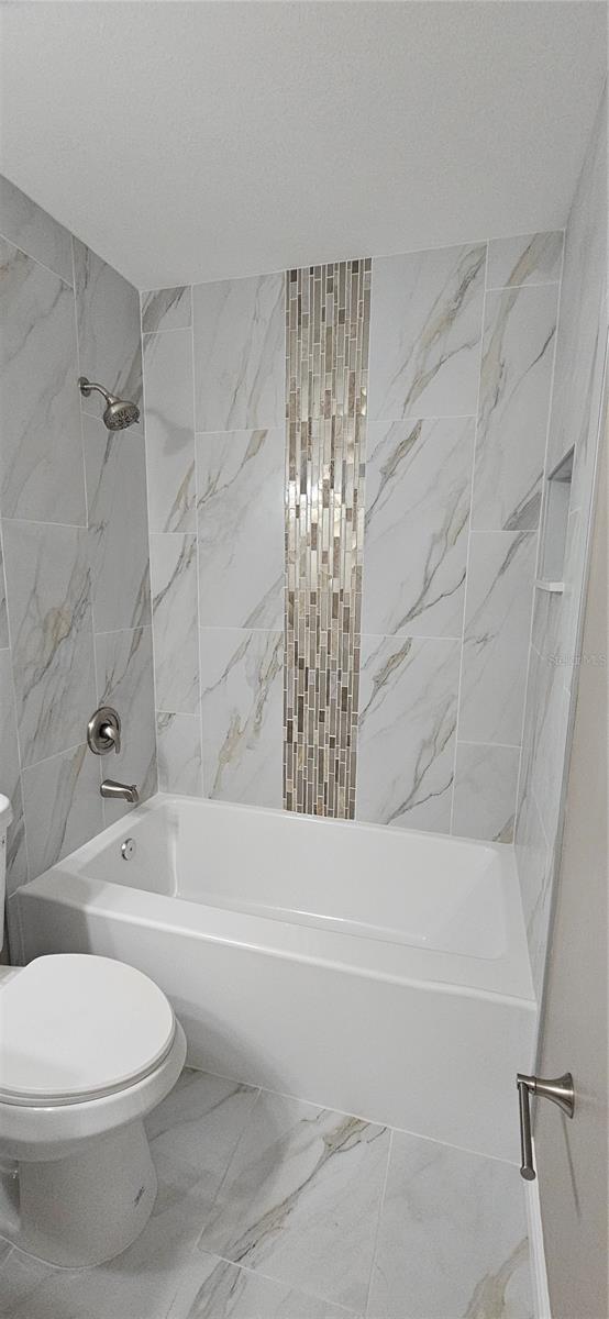 Image 11 of 21 For 606 Casa Park A Court