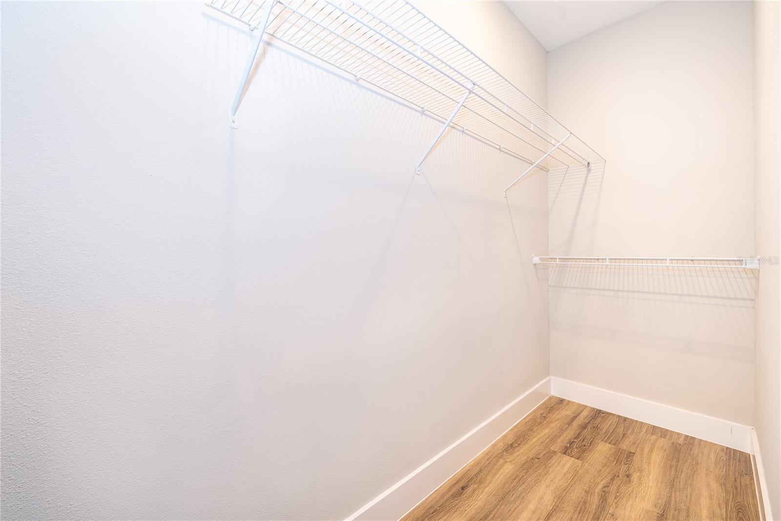 Image 19 of 31 For 1519 Indiana Street