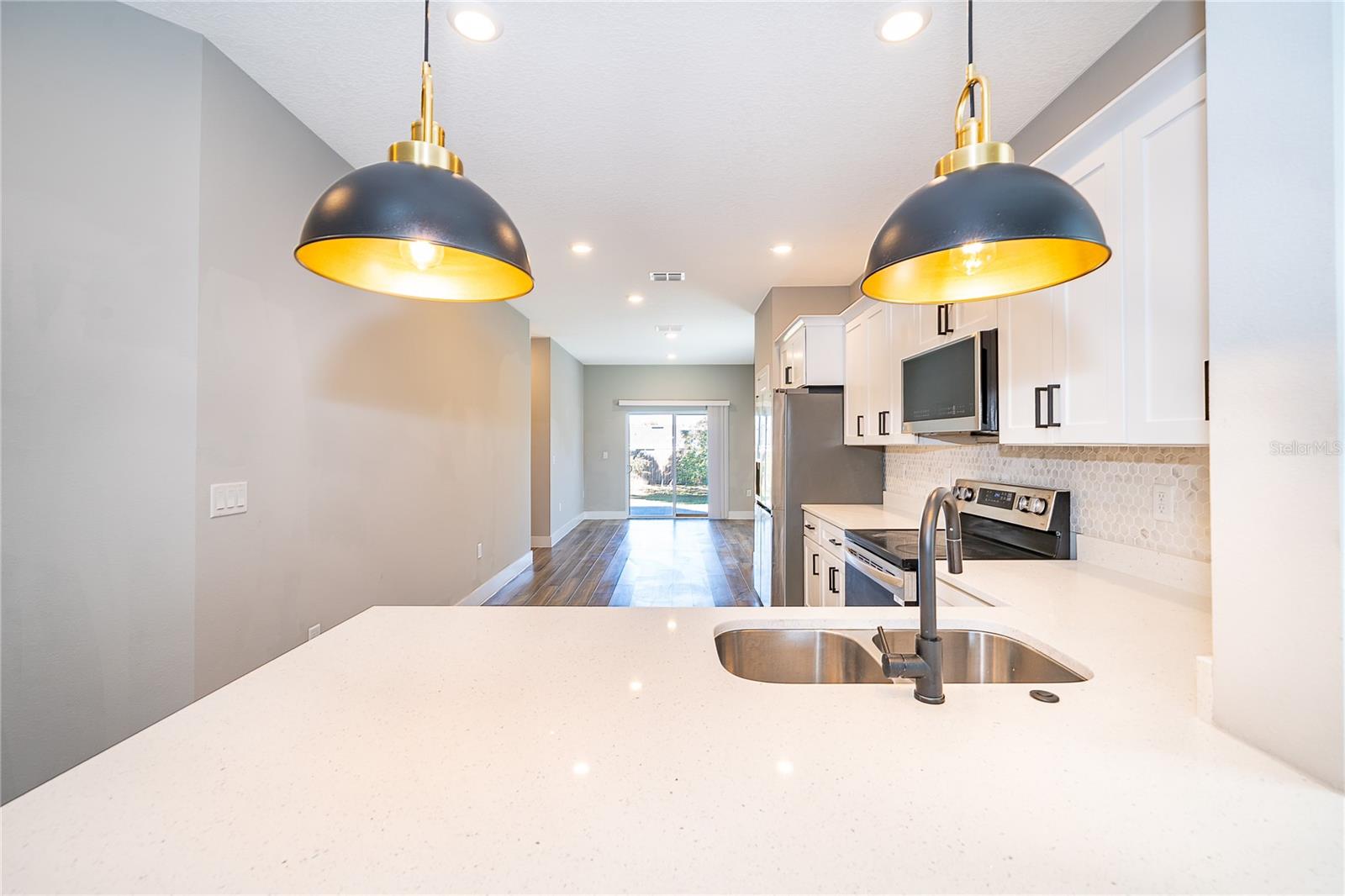 Image 9 of 31 For 1519 Indiana Street