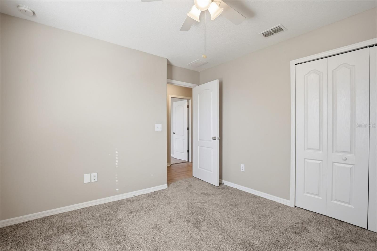 Image 36 of 51 For 12024 Streambed Drive