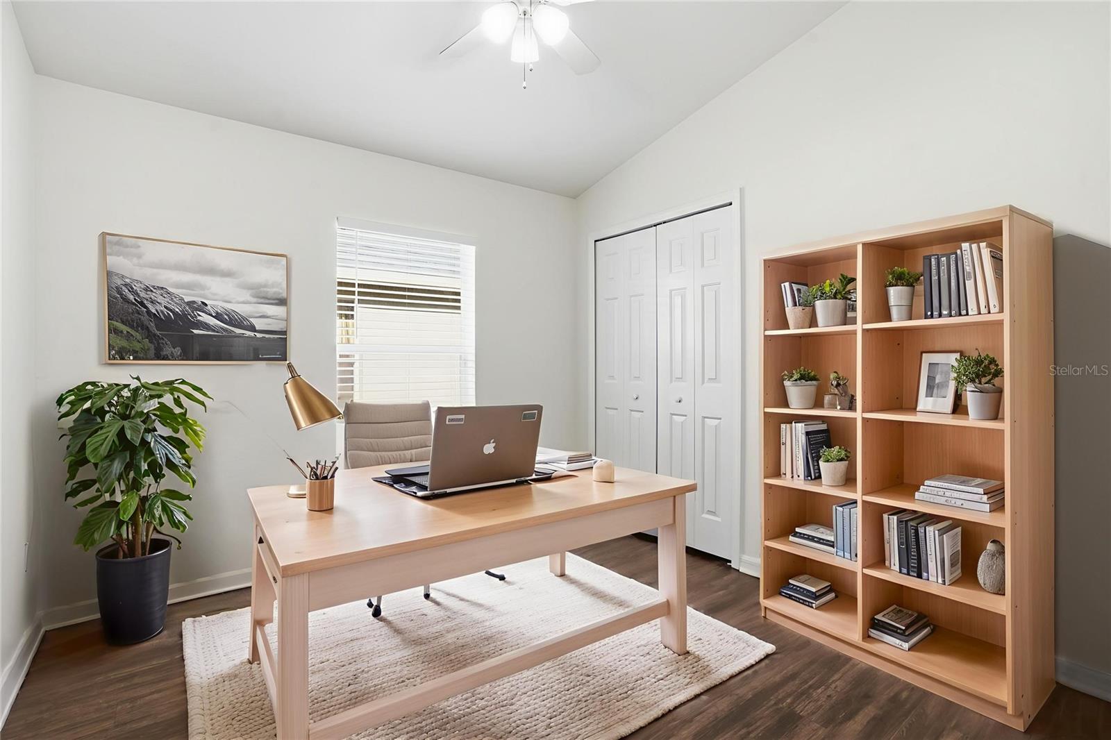 Image 7 of 28 For 11719 Crest Creek Drive