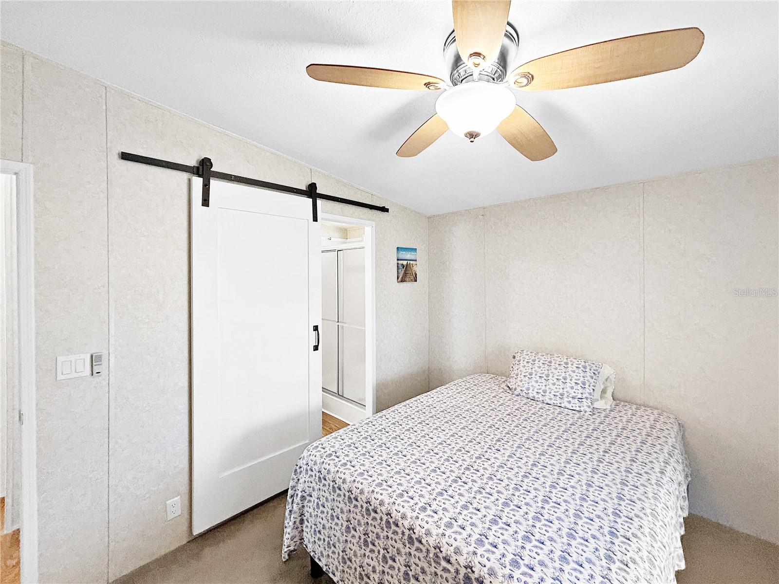 Image 15 of 38 For 1507 Caribbean Road