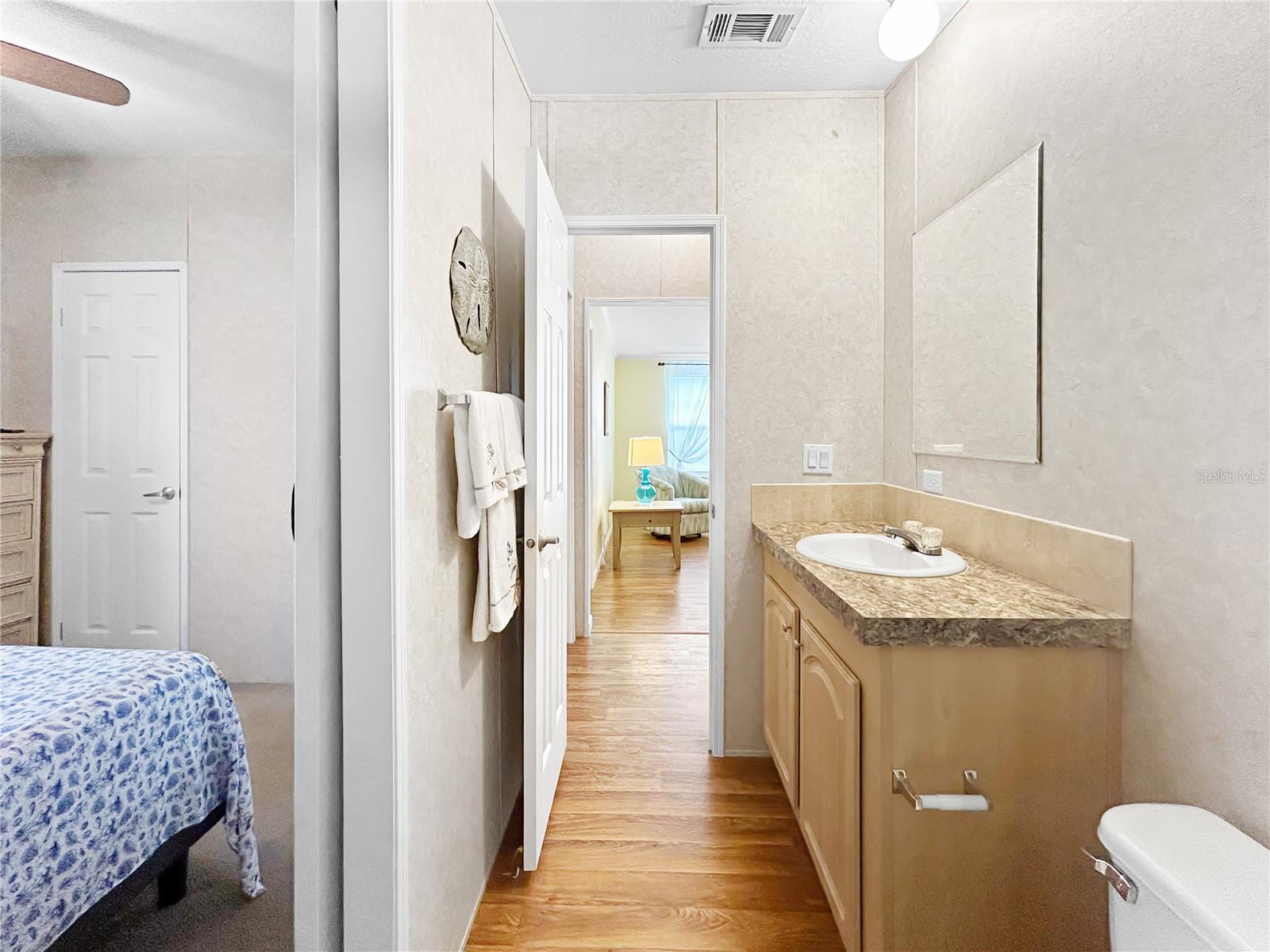 Image 18 of 38 For 1507 Caribbean Road