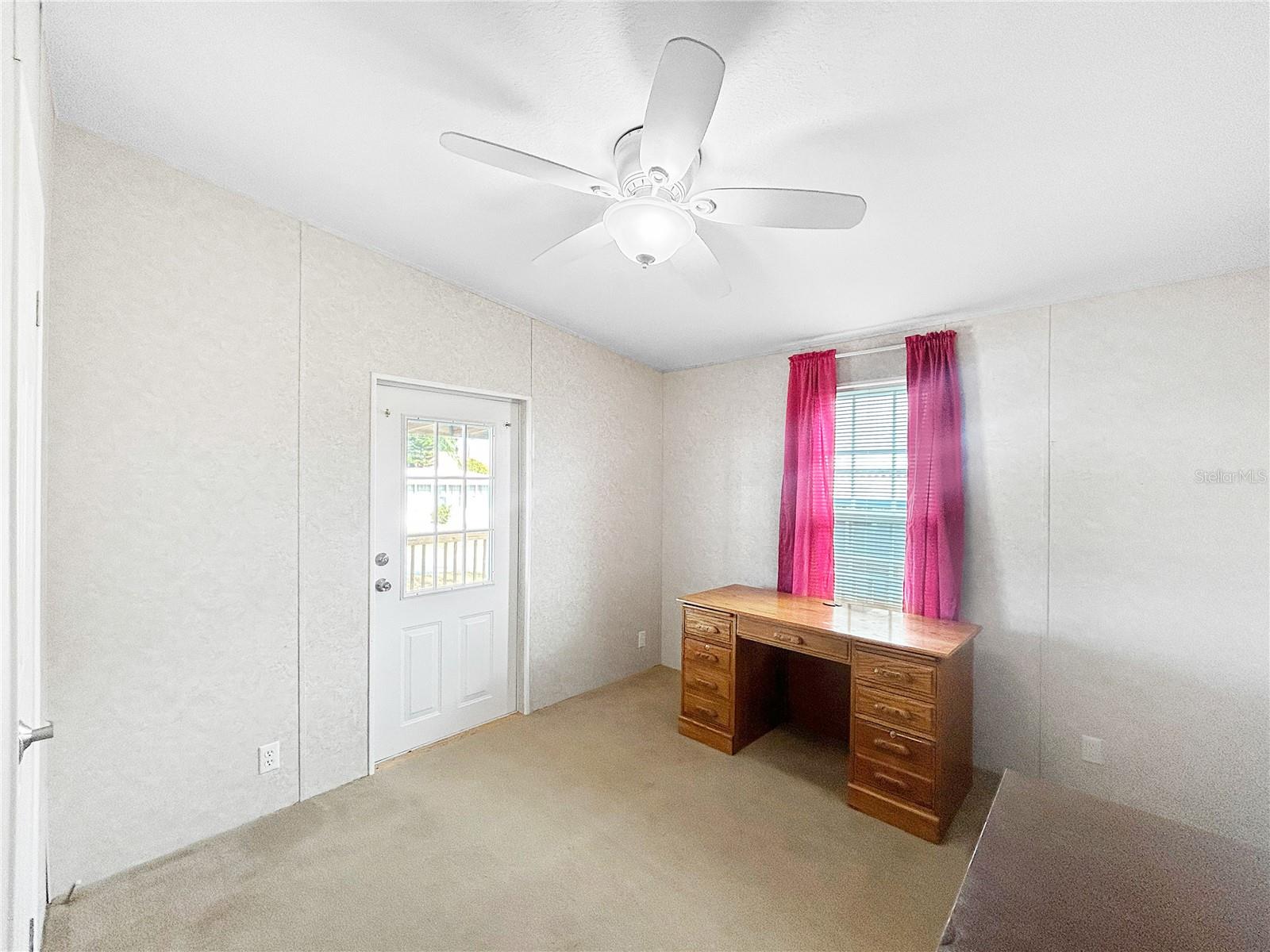 Image 20 of 38 For 1507 Caribbean Road