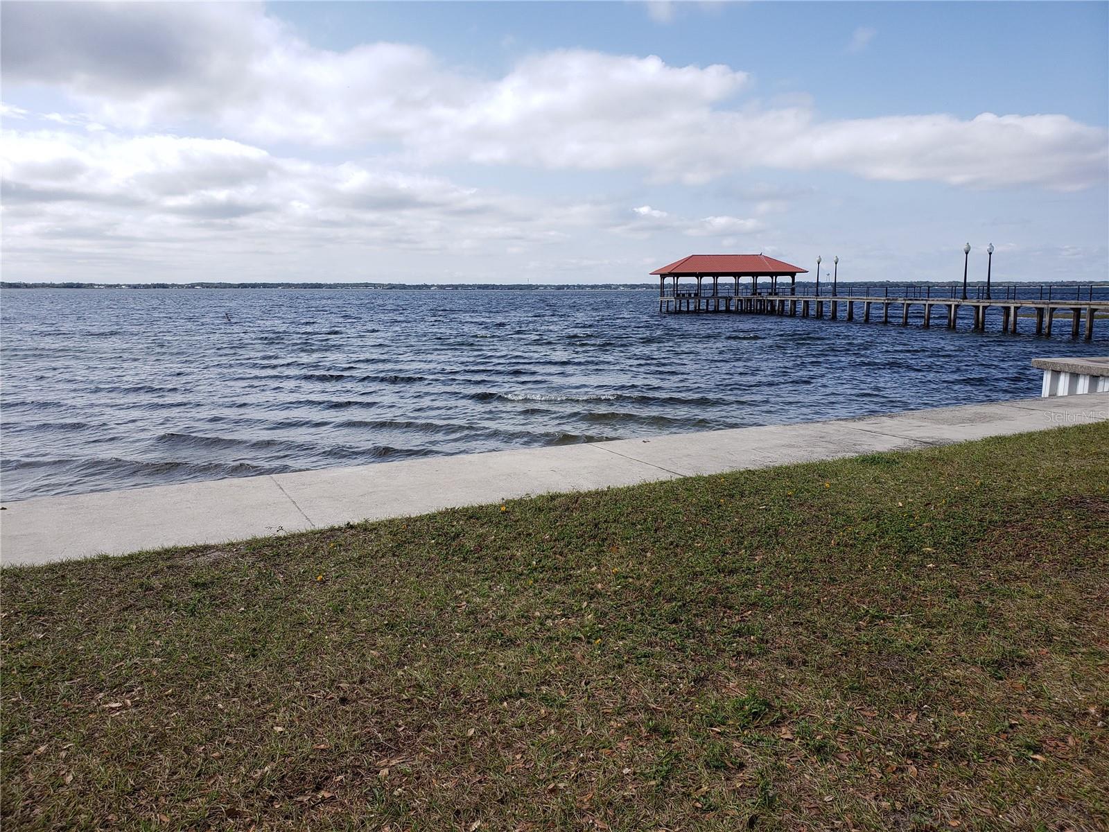 Image 26 of 38 For 1507 Caribbean Road